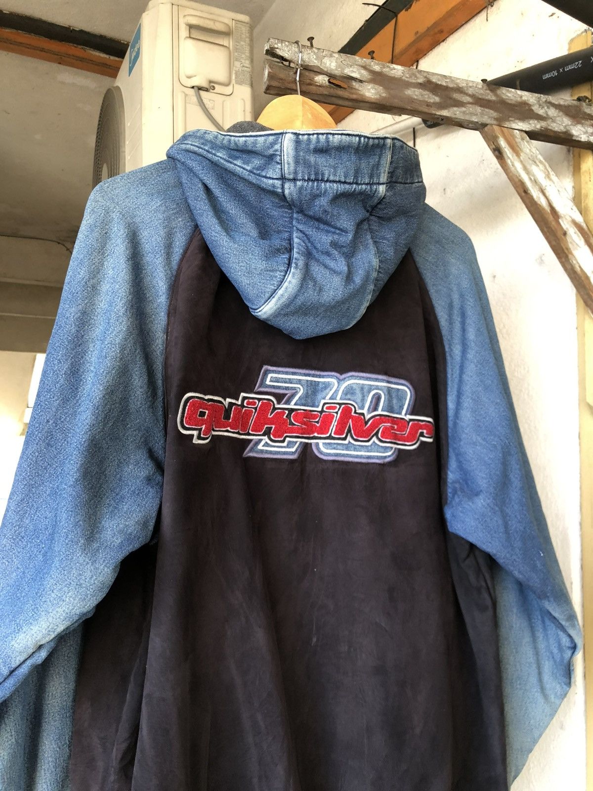 Quiksilver Vintage 90s Quiksilver 70 Denim Distressed Hoodie Jacket Size US XXL / EU 58 / 5 - 5 Thumbnail