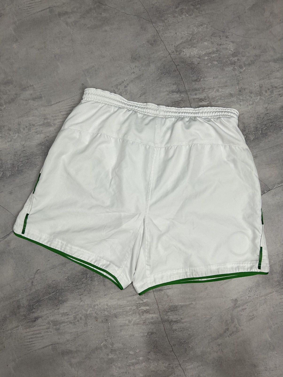 Umbro Vintage Celtic Shorts Umbro 2003 2004 Size US 32 / EU 48 - 5 Thumbnail