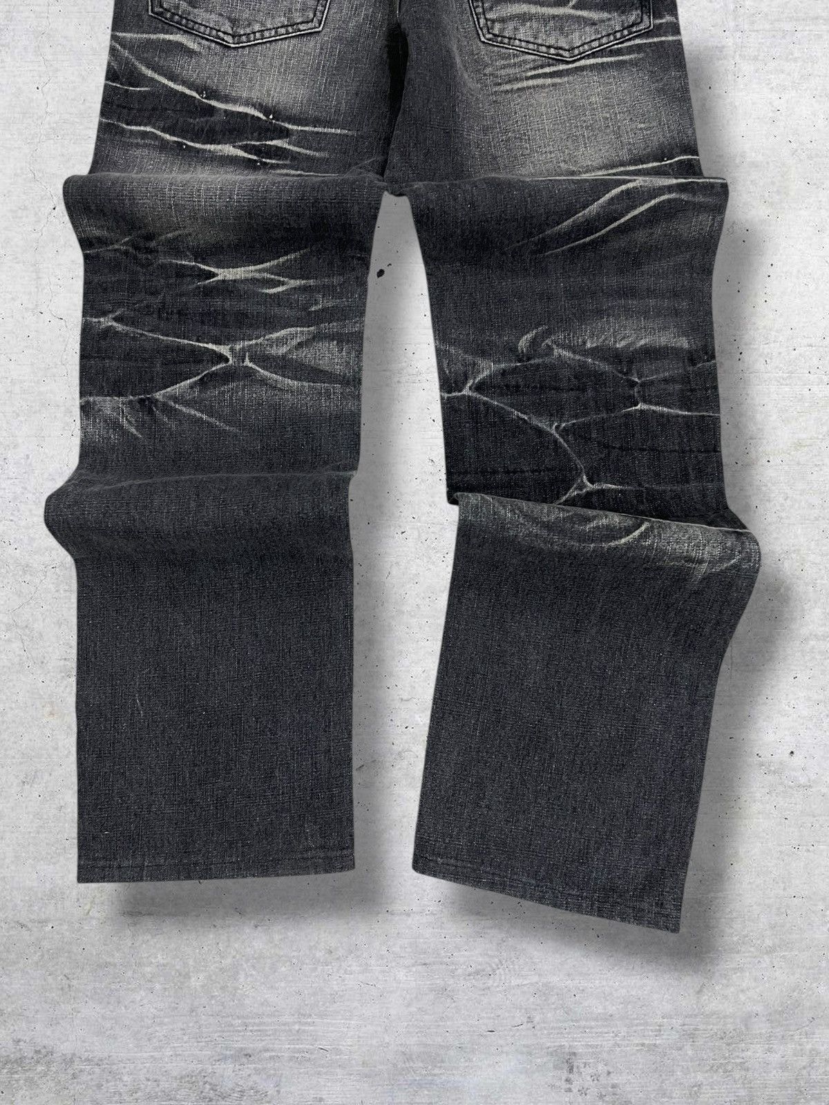 LOWBOX VINTAGE LOWBOX JAPAN OG 90S DESIGNER 3D WHISKER EFFECT DENIM Size US 29 - 10 Thumbnail