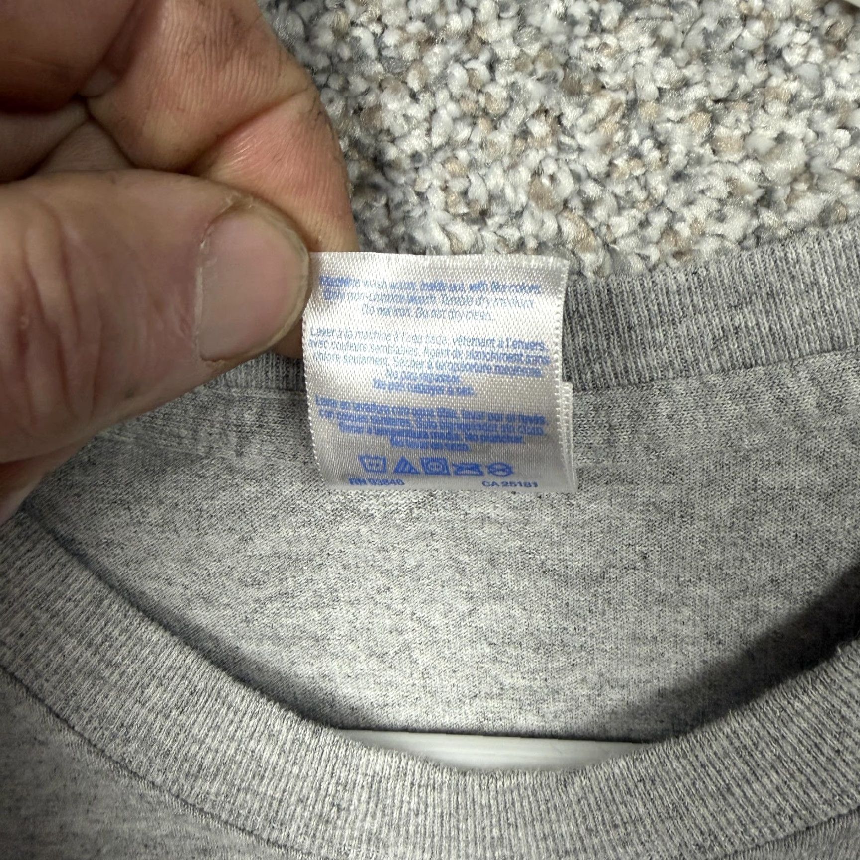 Gildan Mendenhall Glacier Juneau Alaska Dog Sledding Mush T-Shirt Mens L Gray Gorpcore Size US L / EU 52-54 / 3 - 6 Thumbnail