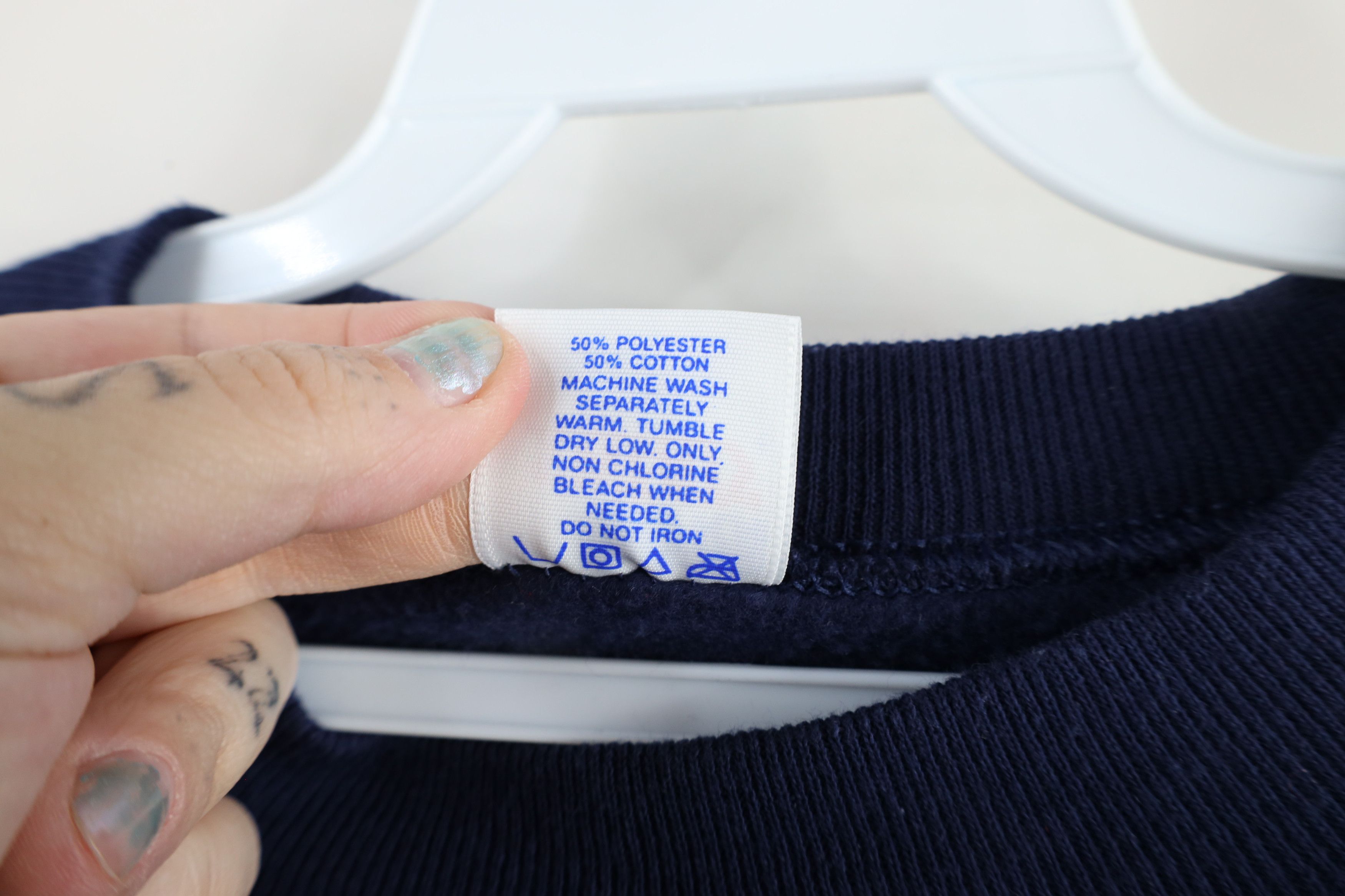 Vintage Vintage 80s Streeetwear Heavyweight Raglan Sweatshirt USA Size US XL / EU 56 / 4 - 5 Thumbnail