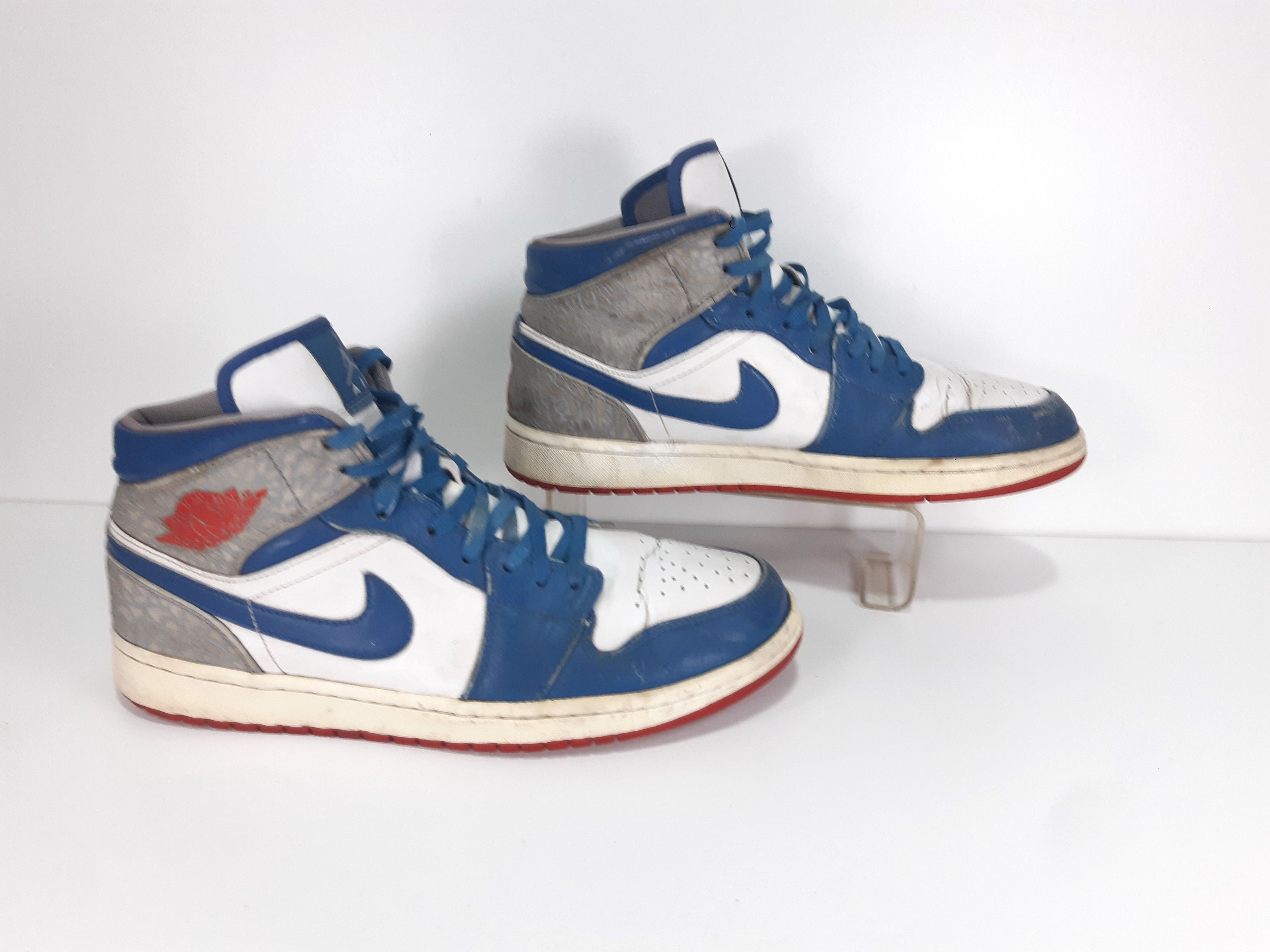 Nike NIKE Air Jordan 1 Mid True Blue 554724-107 size us10/eu44 Size US 10 / EU 43 - 5 Thumbnail