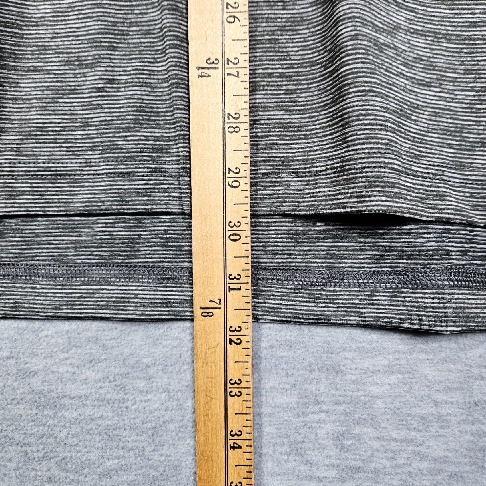 Vineyard Vines Vineyard Vines Polo Gray Short Sleeve 1/4 Button XL Men Regular Size Size US XL / EU 56 / 4 - 4 Thumbnail