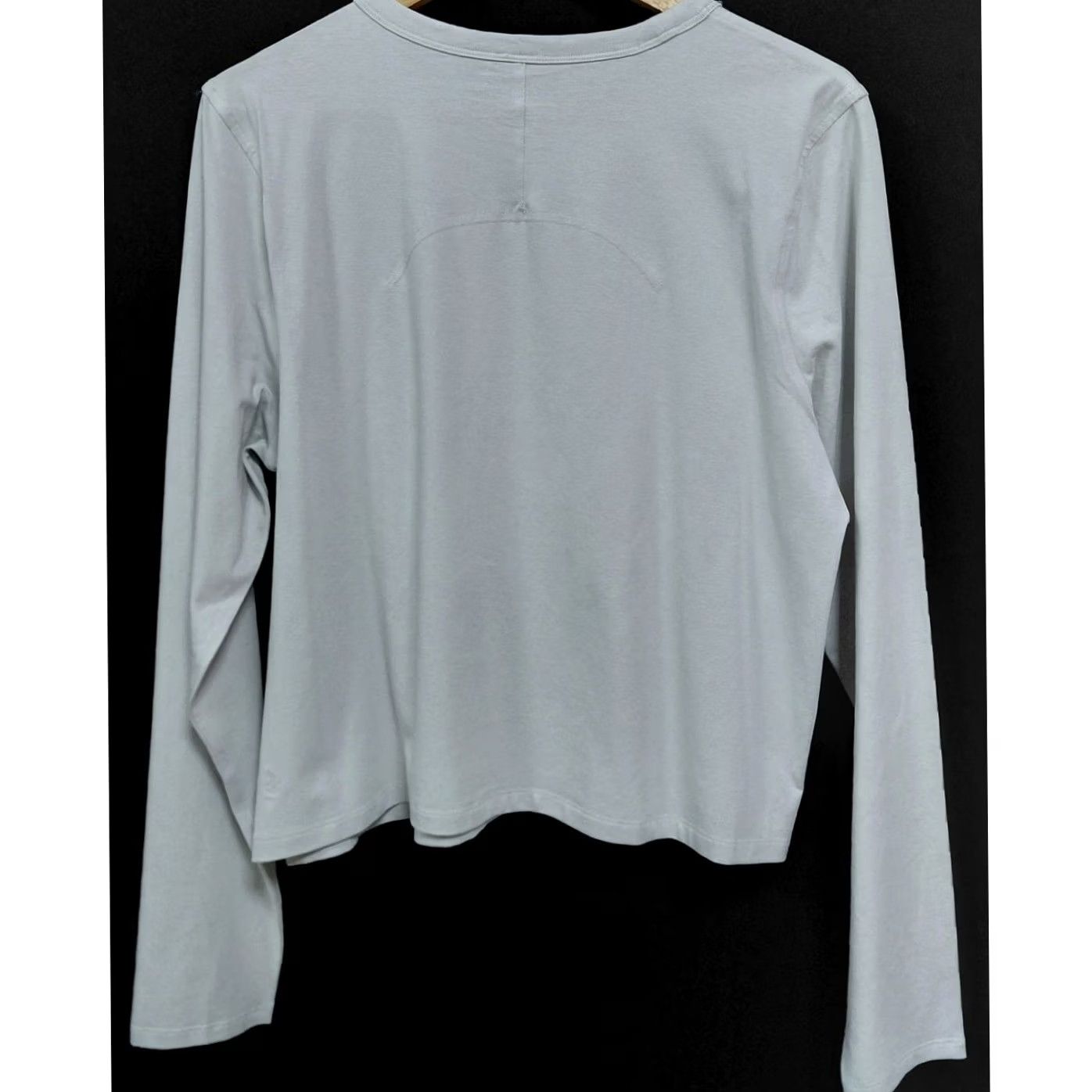 Lululemon Lululemon Tip Long Sleeve Top Light Blue Crew Neck Women Size 16 Size XXL / US 16-18 / IT 52-54 - 2 Thumbnail
