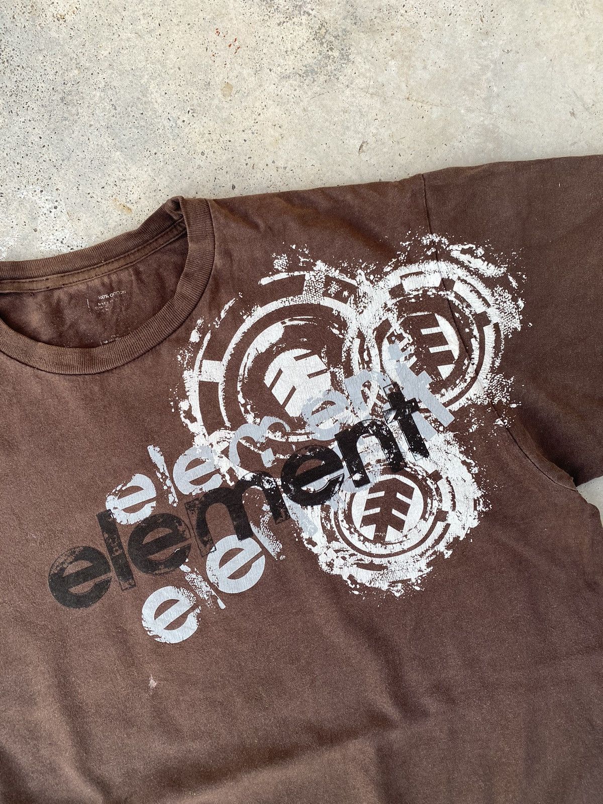 Element Crazy Y2K Element Grunge Graphic Tees Size US L / EU 52-54 / 3 - 3 Thumbnail