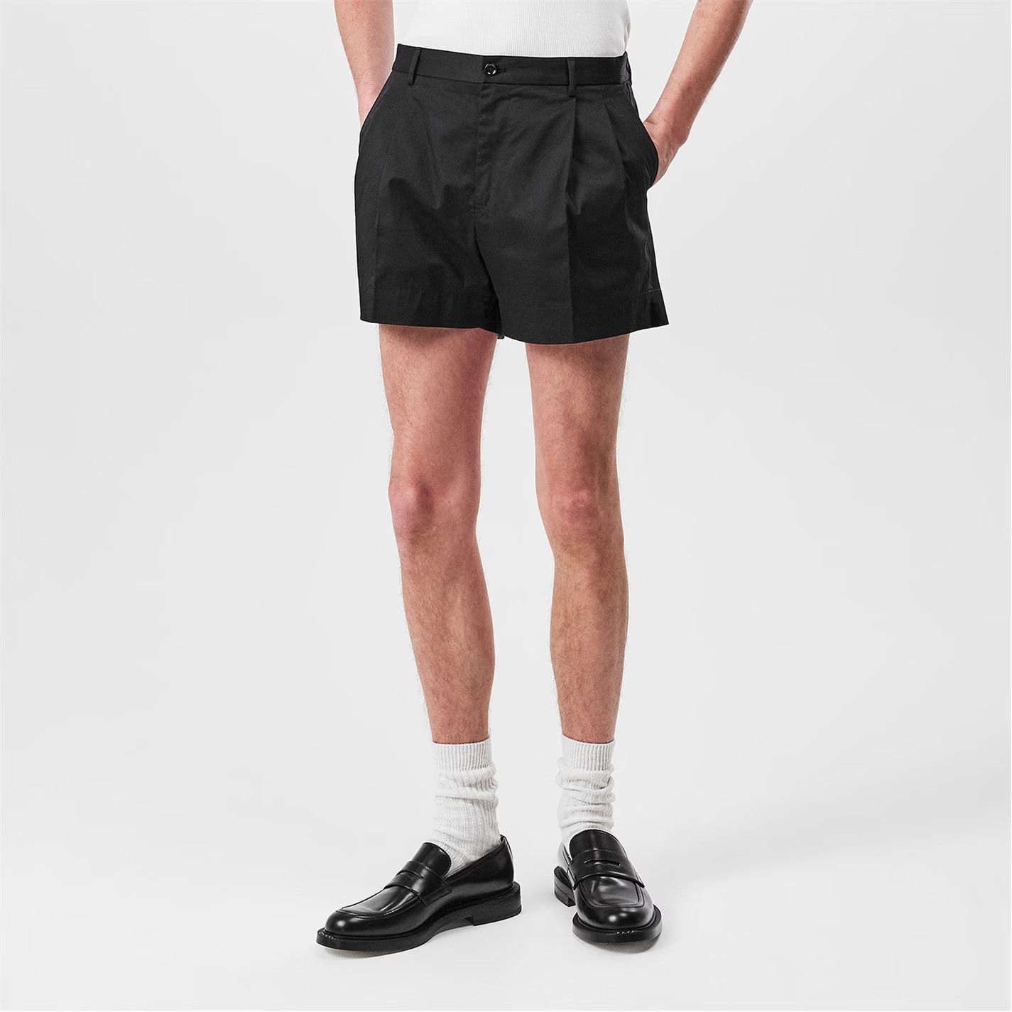 Dolce & Gabbana o1g2r1mq0426 Pleated Tailored Shorts in Black Size US 34 / EU 50 - 5 Thumbnail