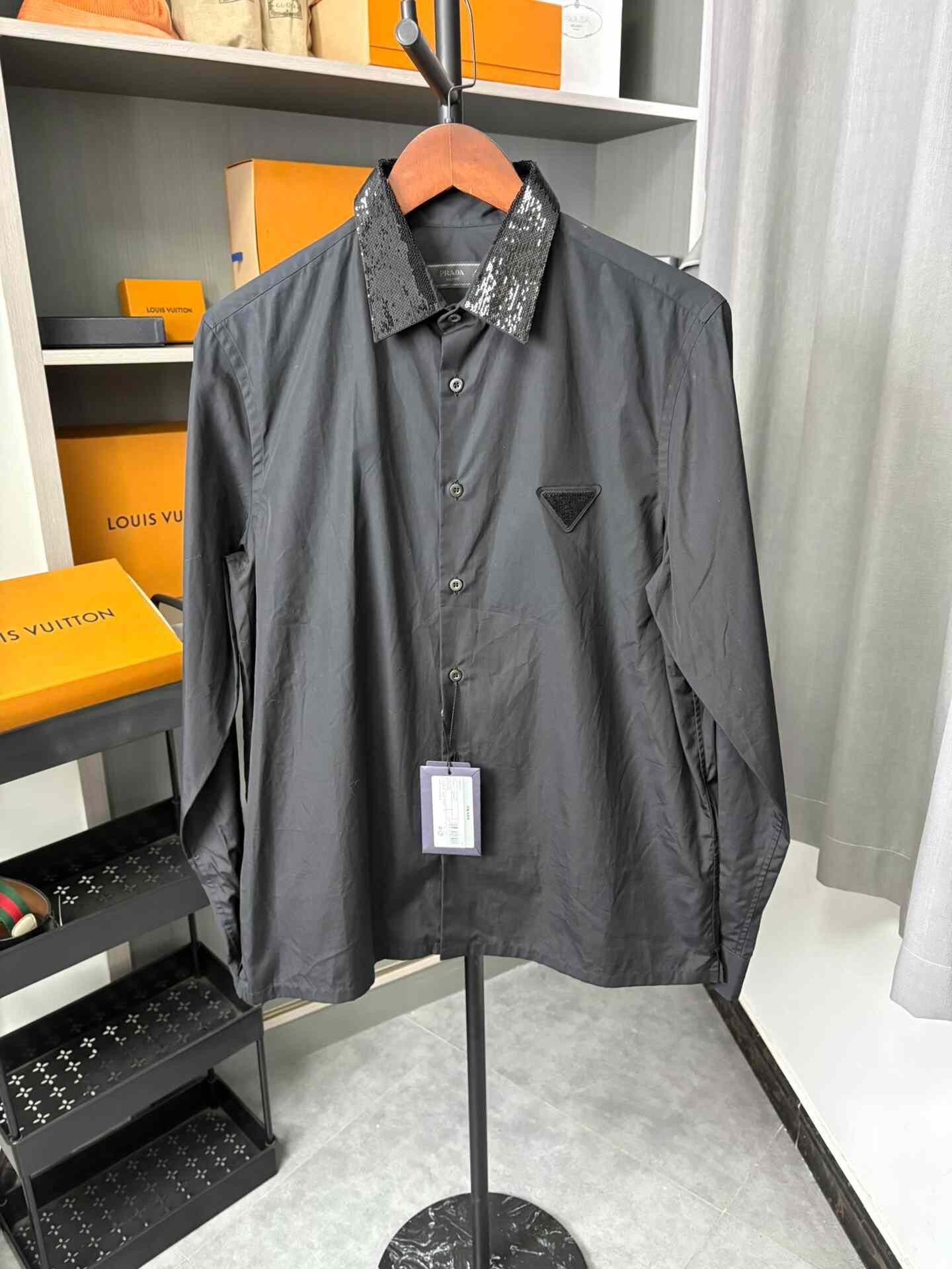 Prada Prada Black Shirt 40 Men Size US M / EU 48-50 / 2 - 1 Thumbnail