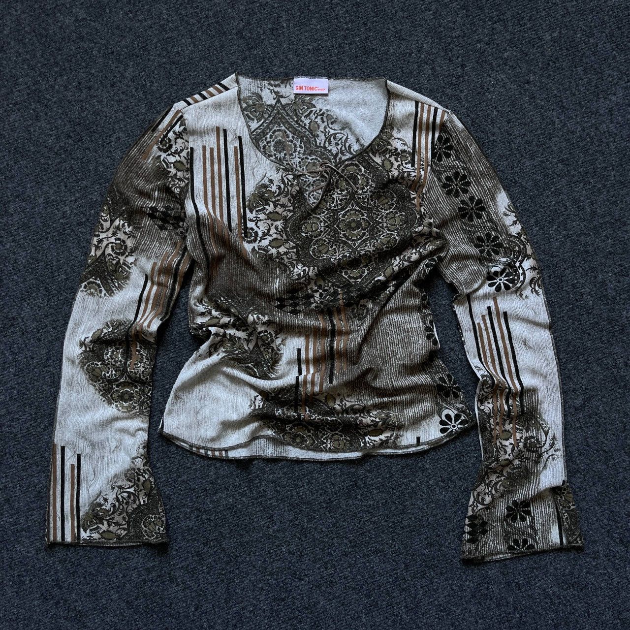 Y/Project VTG Women’s Japanese Style Gin Tonic Size M Long-sleeve Size M / US 6-8 / IT 42-44 - 4 Thumbnail