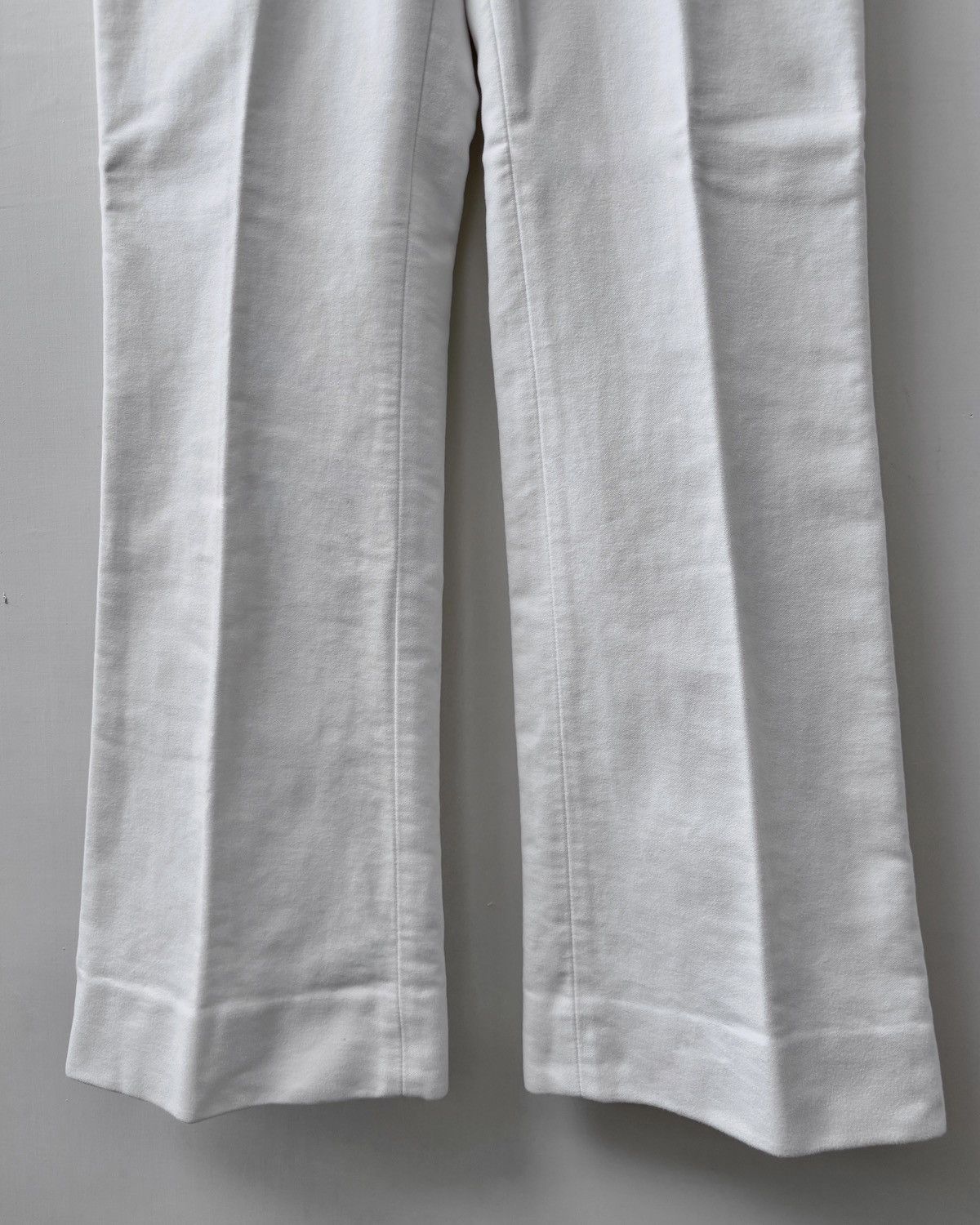 Gucci Aw1996 Gucci by Tom Ford White Velvet Pants Size 26" / US 2 / IT 38 - 6 Thumbnail