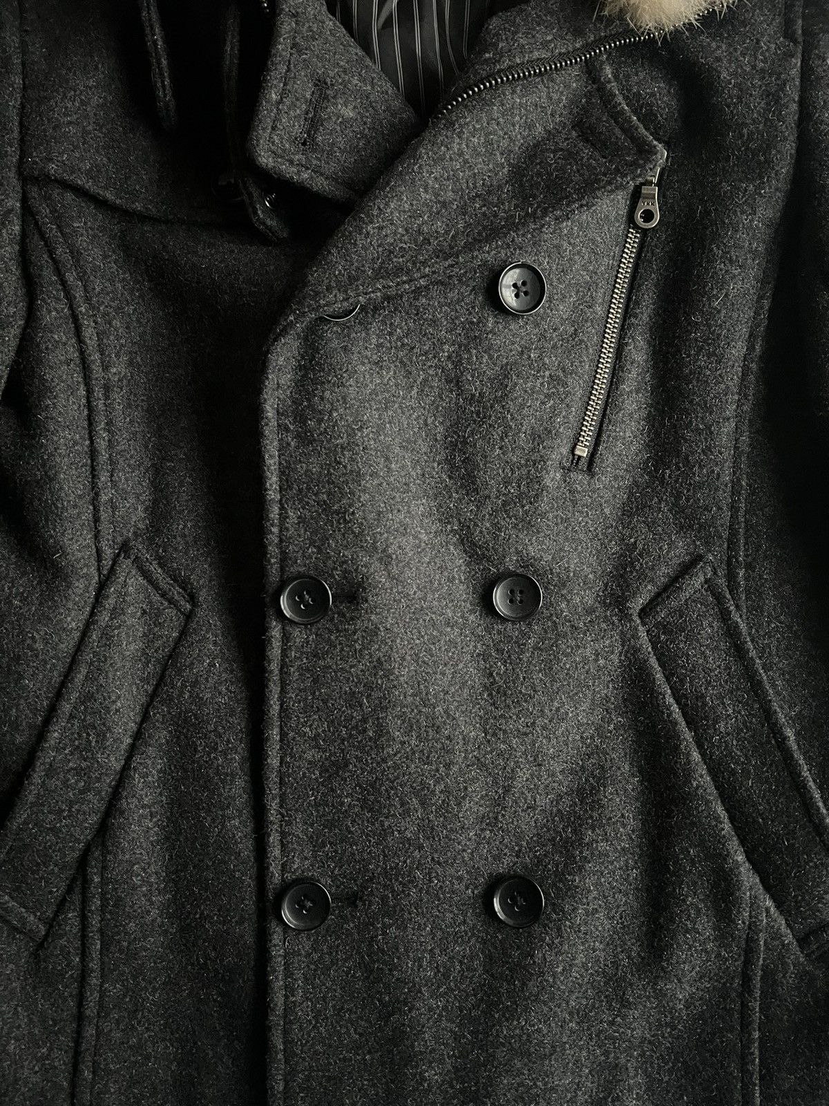 Japanese Brand Setting Cracks Rabbit Fur Collar Pea Coat Size US M / EU 48-50 / 2 - 2 Thumbnail
