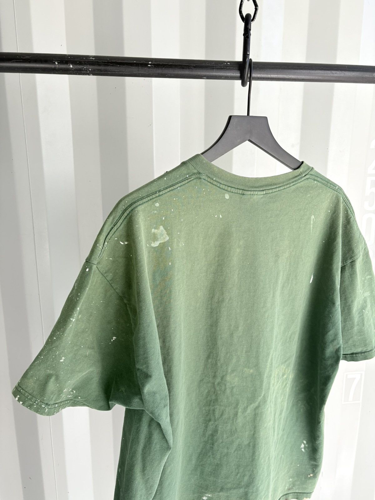 Vintage Vintage Blank Shirt Faded Thrashed Distressed Paint Grunge Size US XXL / EU 58 / 5 - 5 Thumbnail