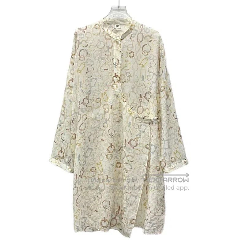 Hermes Hermes Beige Chain Buckle All-Over Print Silk Long Sleeve Size XS / US 0-2 / IT 36-38 - 1 Thumbnail