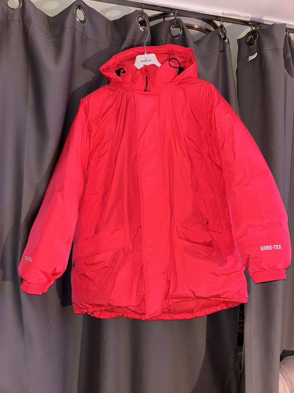 image of Goretex x Supreme Gore-Tex 700-Fill Down Parka (Fw20) in Bright Red, Men's (Size XL)