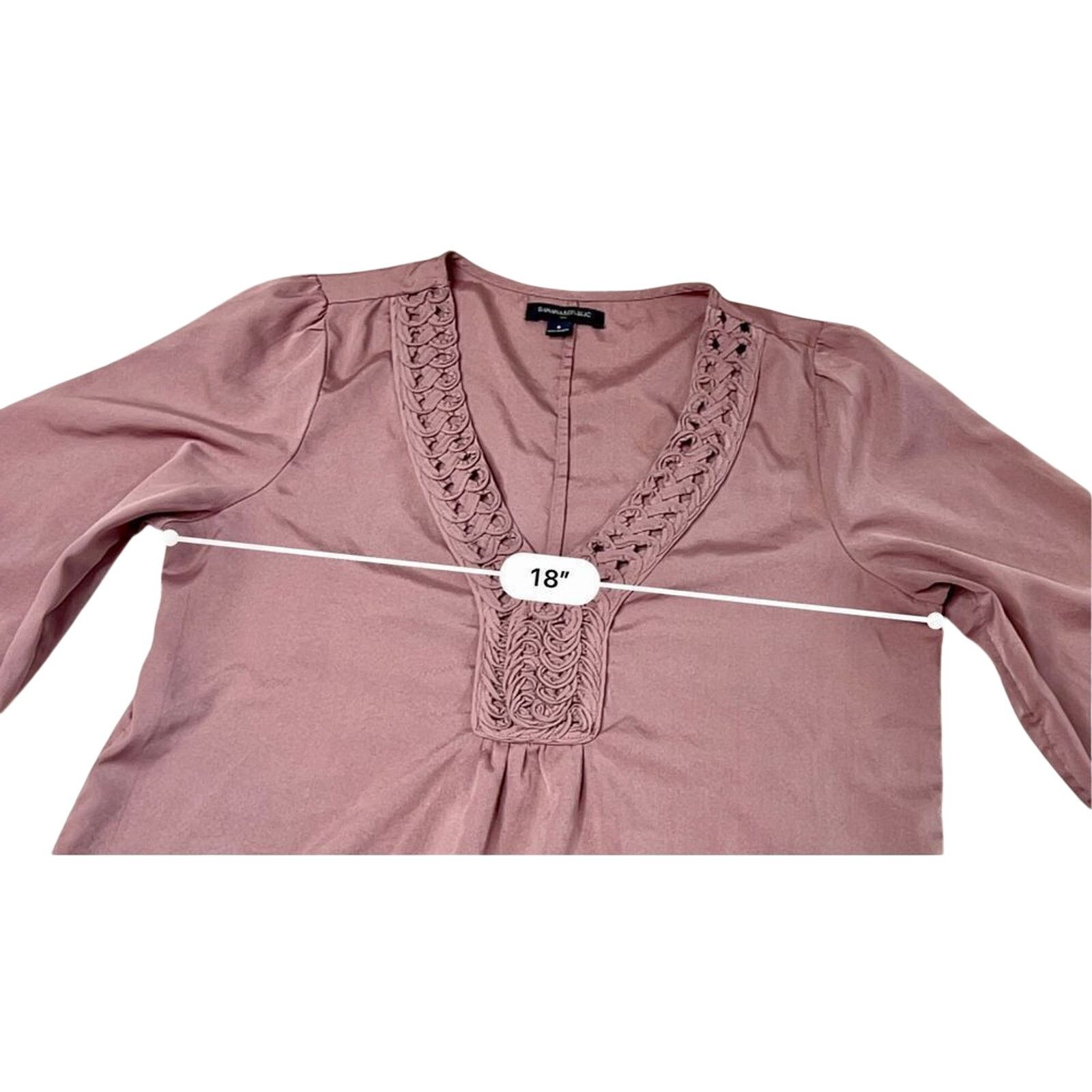 Banana Republic Banana Republic Pink Rose Embellished Tunic Blouse SMALL Size S / US 4 / IT 40 - 5 Thumbnail