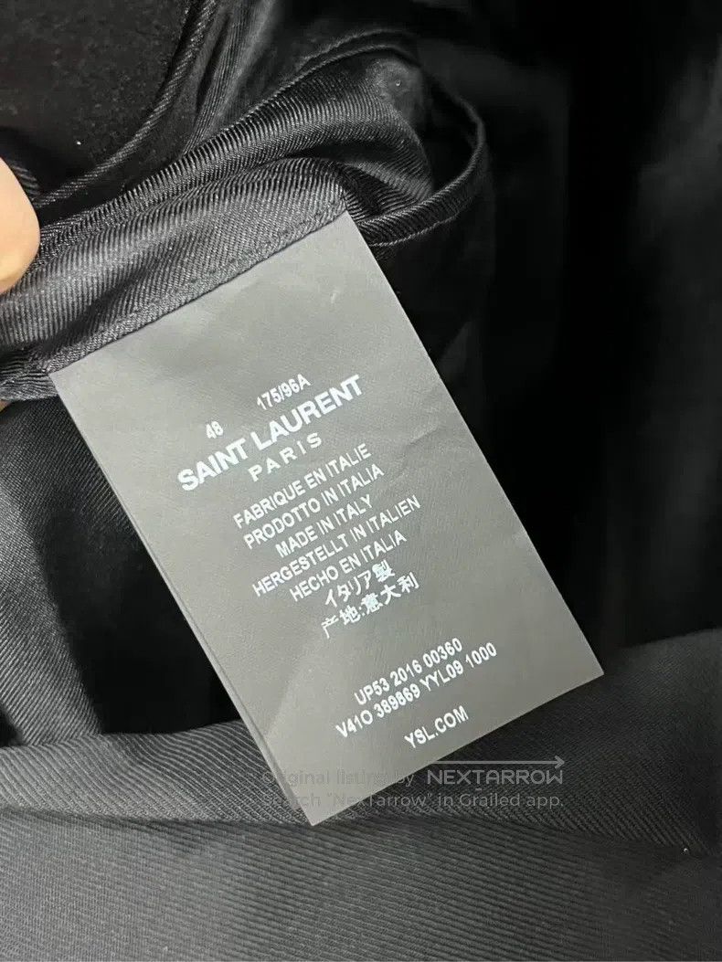 Saint Laurent Paris Saint Laurent Paris Classic Black Double-breasted V-neck S Size US M / EU 48-50 / 2 - 3 Thumbnail