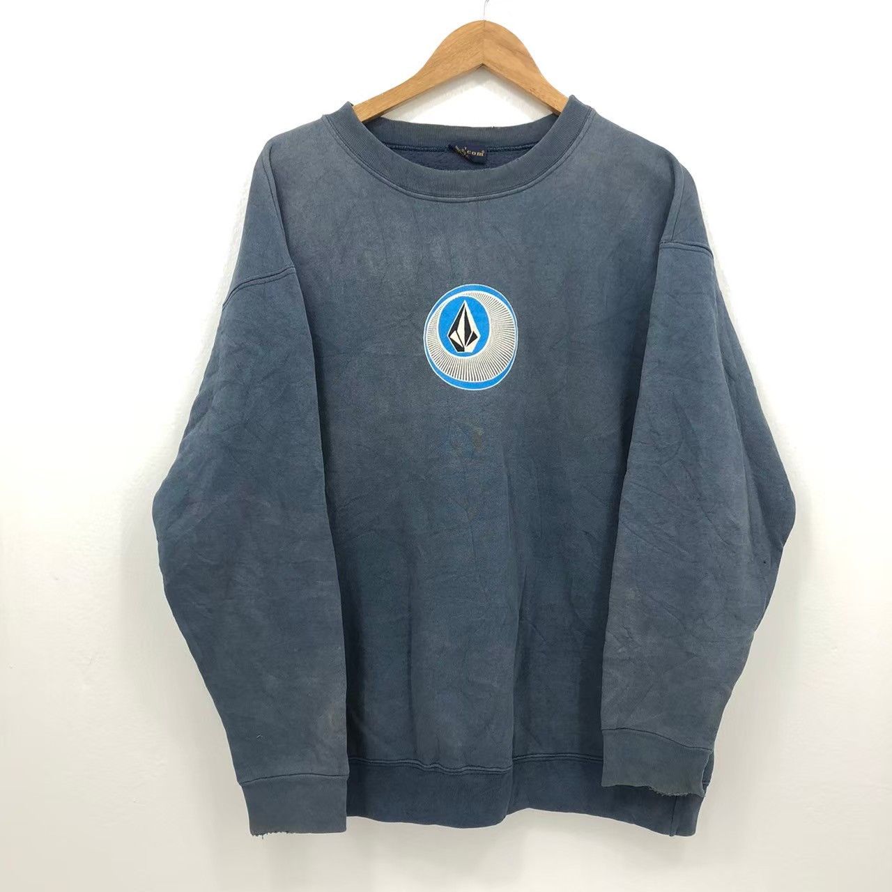 Vintage × Volcom Vintage Volcom Sweater Streerwear Skateboarding BN Size US M / EU 48-50 / 2 - 2 Thumbnail