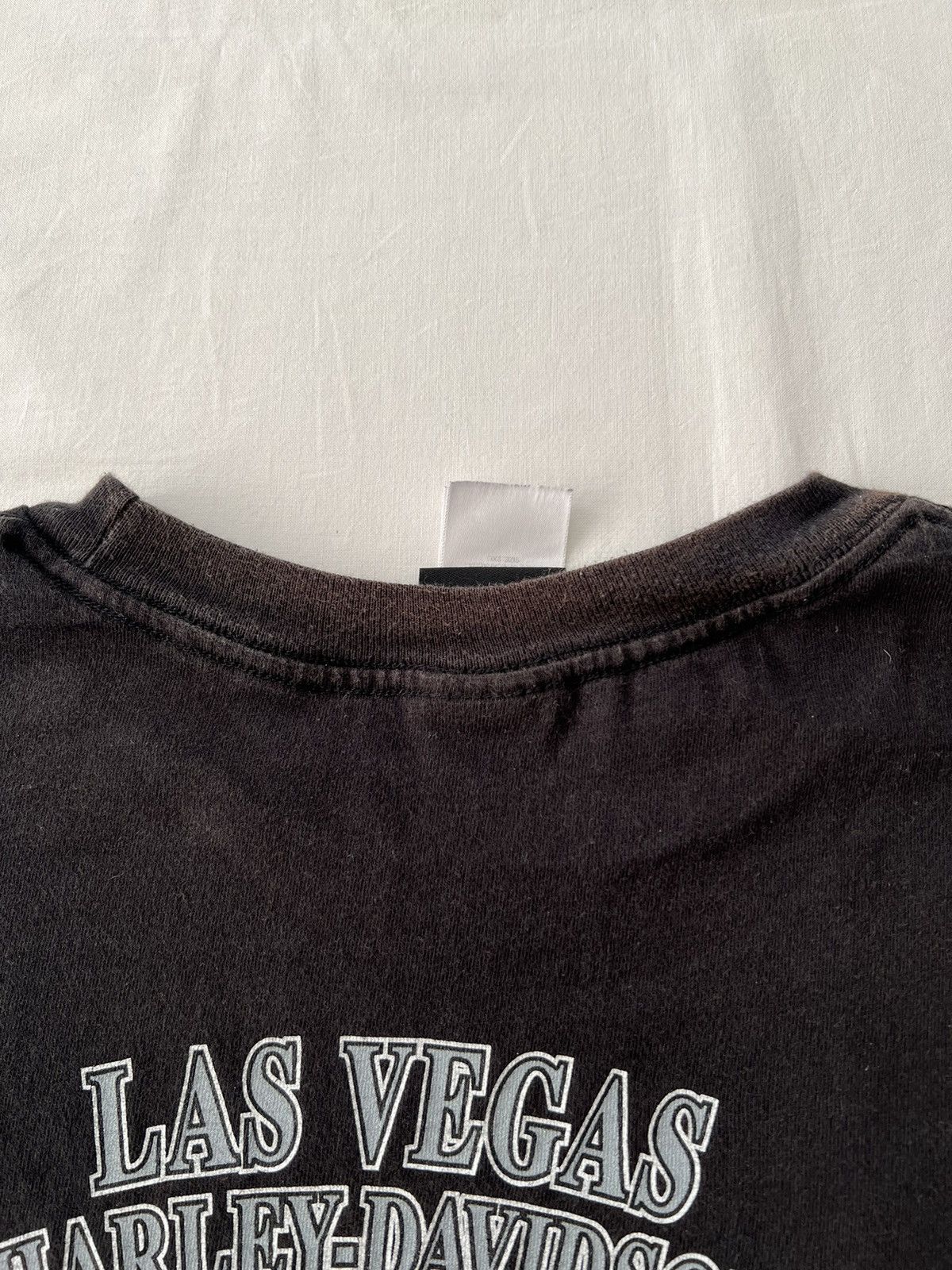 Harley Davidson Vintage 2009 Harley Davidson Wolf Pocket Las Vegas T-shirt Size US XXL / EU 58 / 5 - 18 Thumbnail