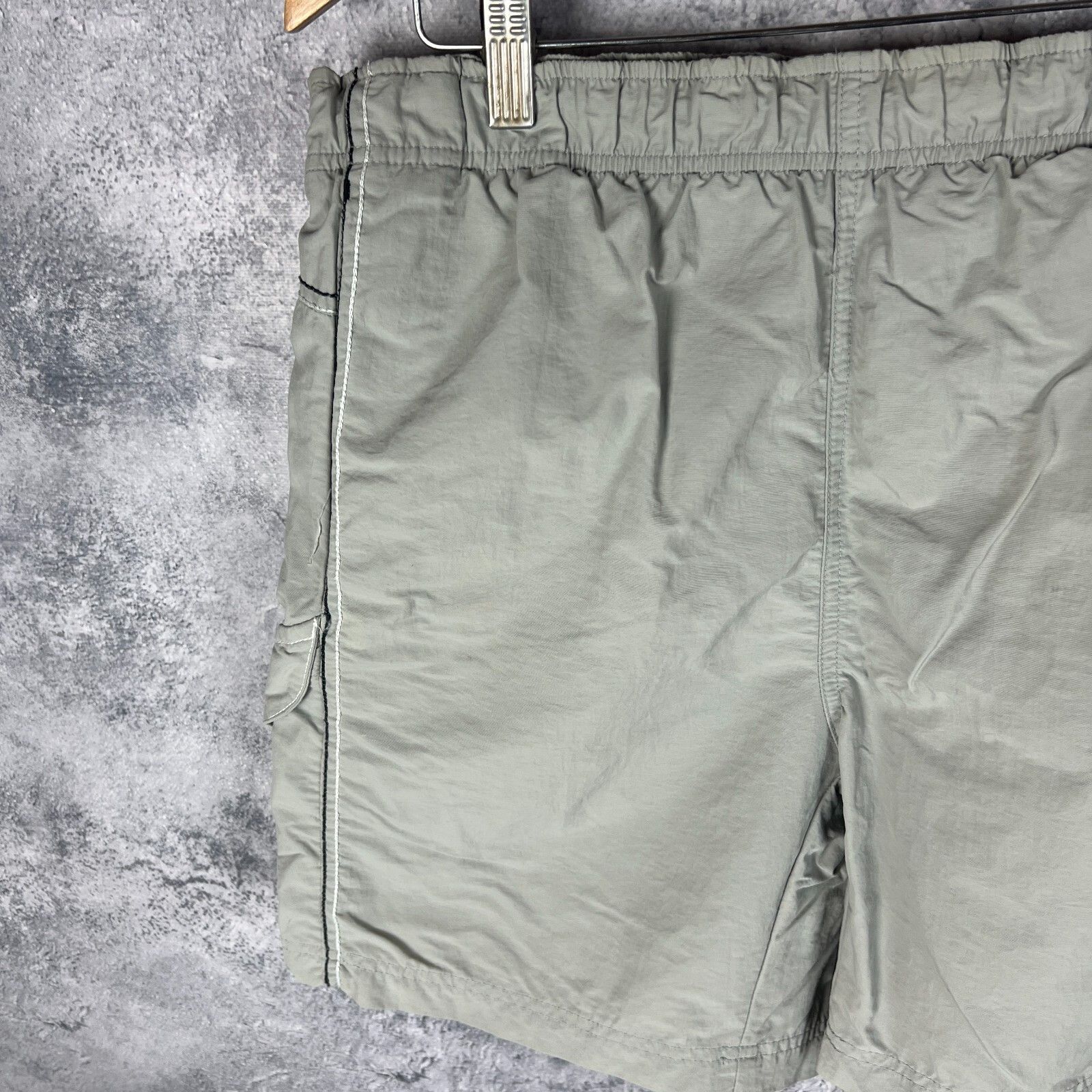 Nike Nike Vintage Cargo Shorts Men's Size L Gray ` Size US 34 / EU 50 - 2 Thumbnail