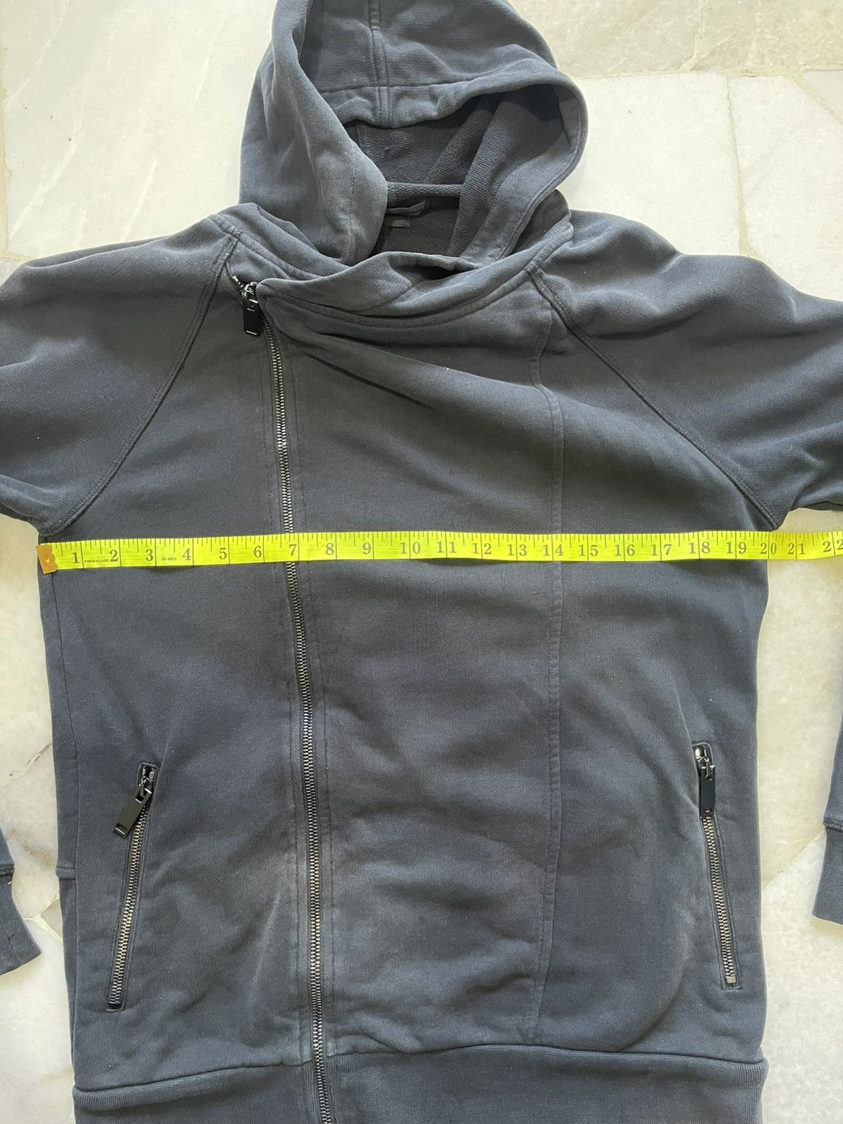 Alexander McQueen Alexander Mcqueen Asymetrical Zip Hoodie #99 Size US M / EU 48-50 / 2 - 10 Thumbnail