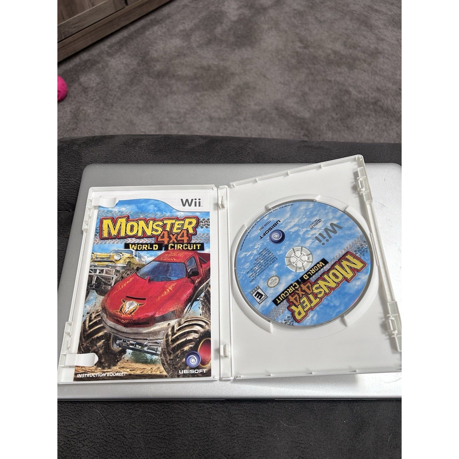 Nintendo Monster 4X4: World Circuit (Nintendo Wii, 2006) Size 26 - 2 Thumbnail
