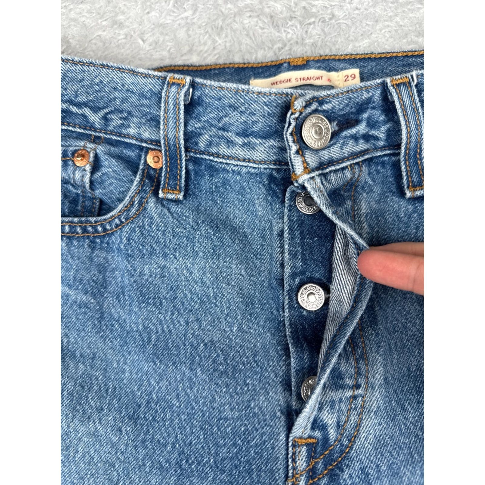 Levi's Levis Premium Jeans Womens 28 Blue Denim Wedgie Levi's Wedgie Fit 28x27 Distressed Stretch Vintage: No Size 28" / US 6 / IT 42 - 5 Thumbnail