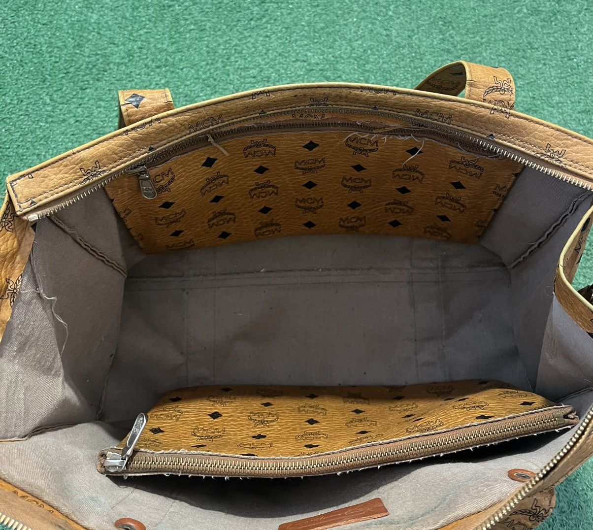 MCM MCM Monogram Leather Tote Bag Vintage Size ONE SIZE - 12 Thumbnail