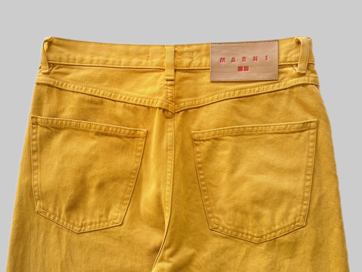 Marni × Uniqlo Marni x Uniqlo Mustard Oversized-Buggy Jeans Size 30" / US 8 / IT 44 - 10 Thumbnail