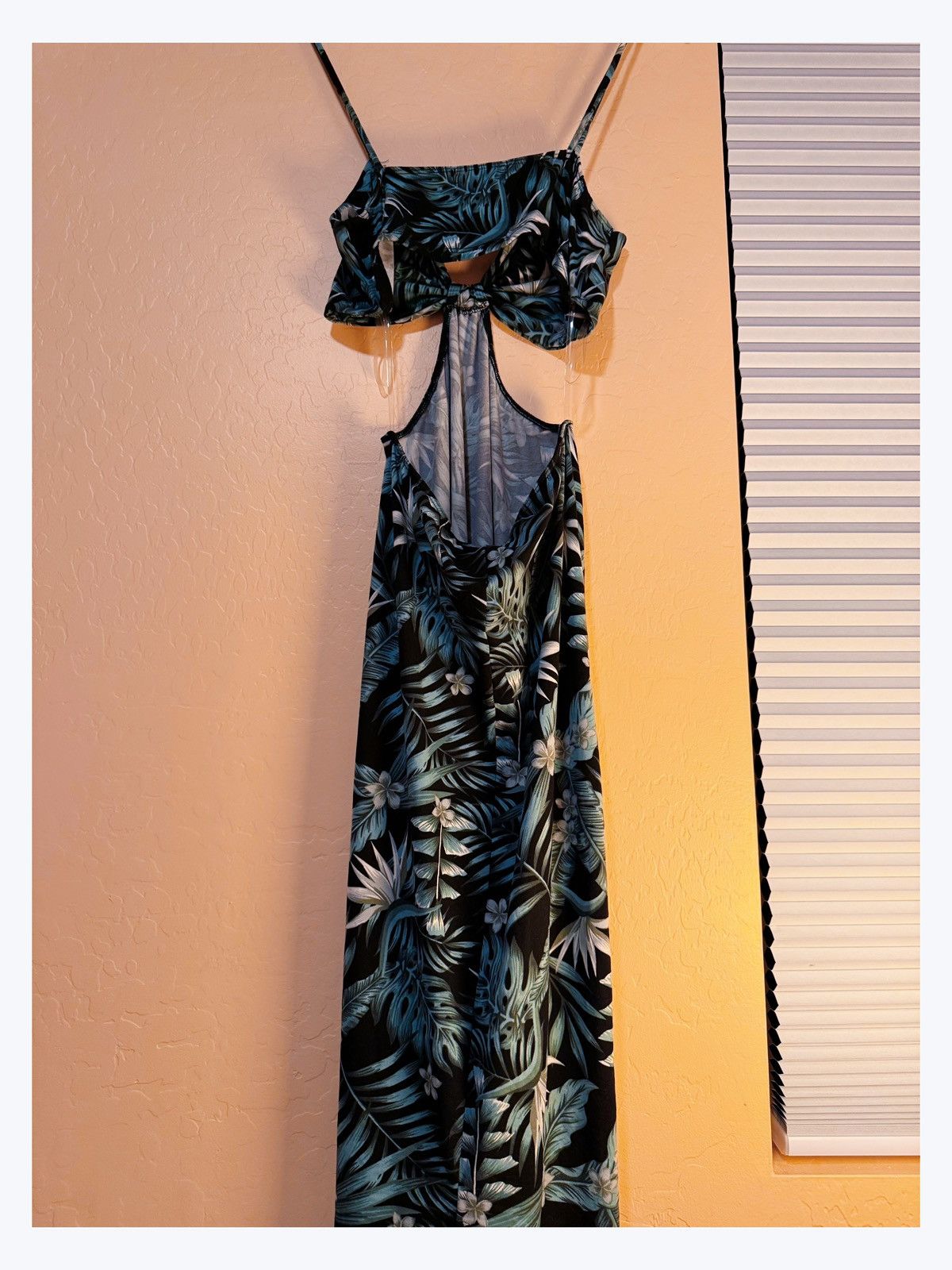 Other Liz & Sara Tropical Cutout Midi Dress – Leaf Print Size L / US 10 / IT 46 - 6 Thumbnail