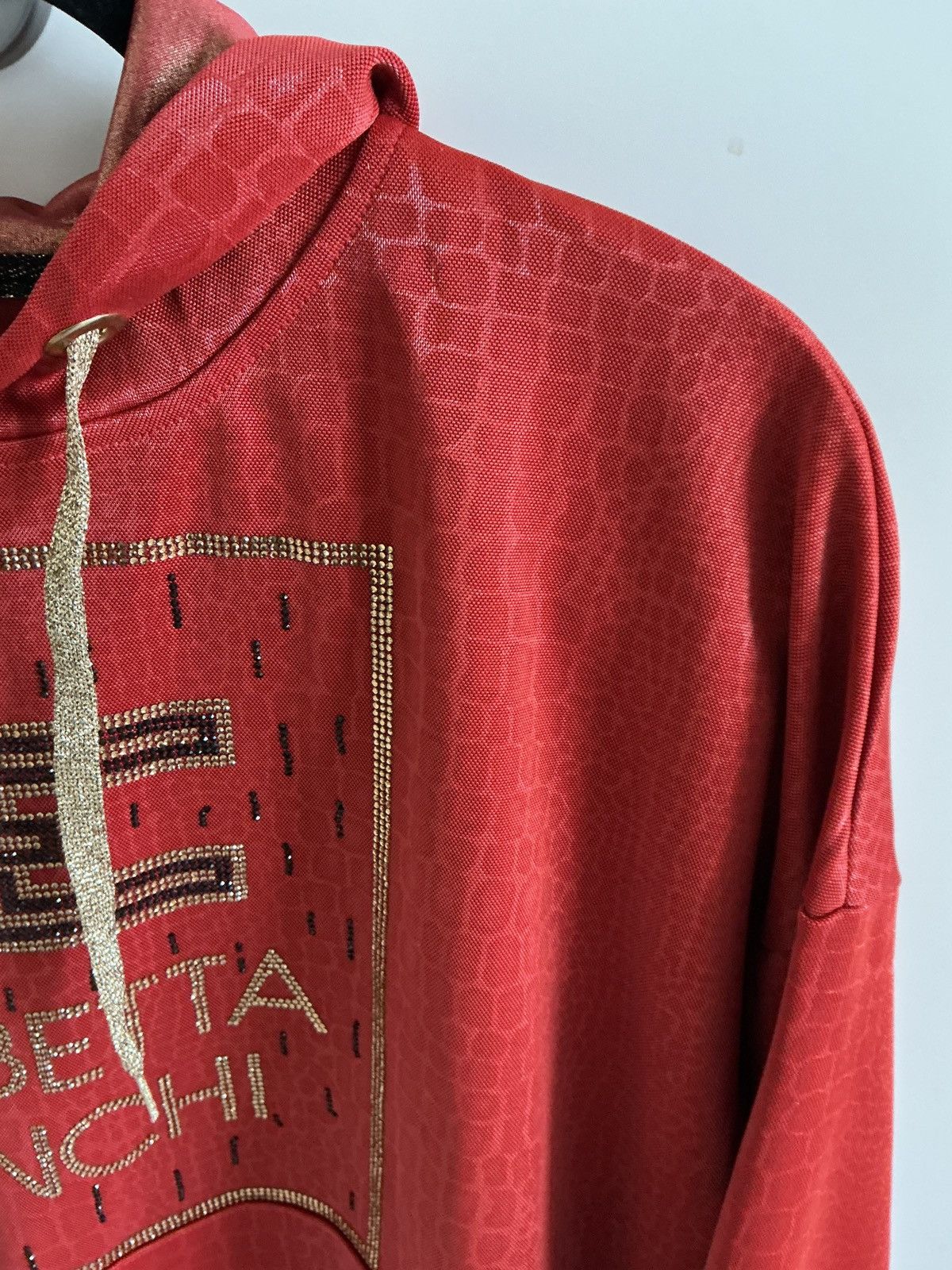 Other Luxury‑Vibe Red Hoodie w/ Gold Accents / size M Size M / US 6-8 / IT 42-44 - 3 Thumbnail