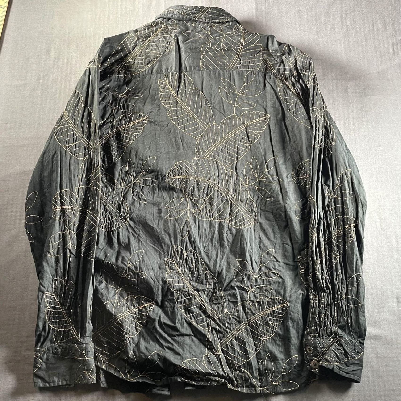 Tori Richard Tori Richard Shirt Mens Large Black Embroidered Leaf Hawaiian Aloha Cotton Size US L / EU 52-54 / 3 - 6 Thumbnail
