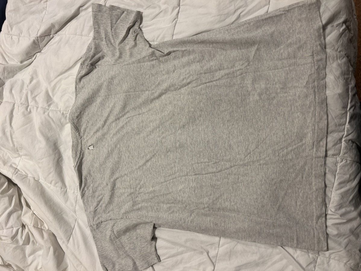 Guess Vintage 1990s Distressed Guess Shirt Size US L / EU 52-54 / 3 - 8 Thumbnail