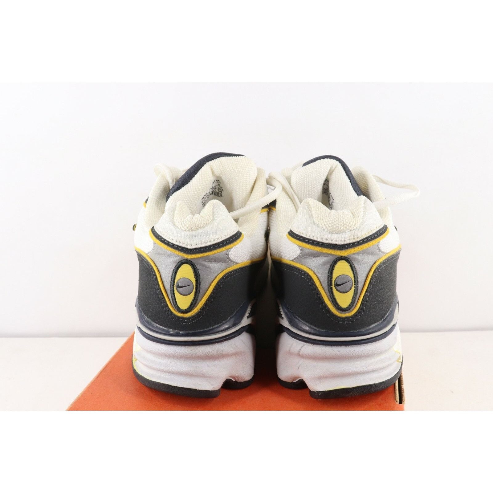 Nike NOS Vintage Nike Air Durham Jogging Running Dad Shoes 11.5 Size US 11.5 / EU 44-45 - 4 Thumbnail