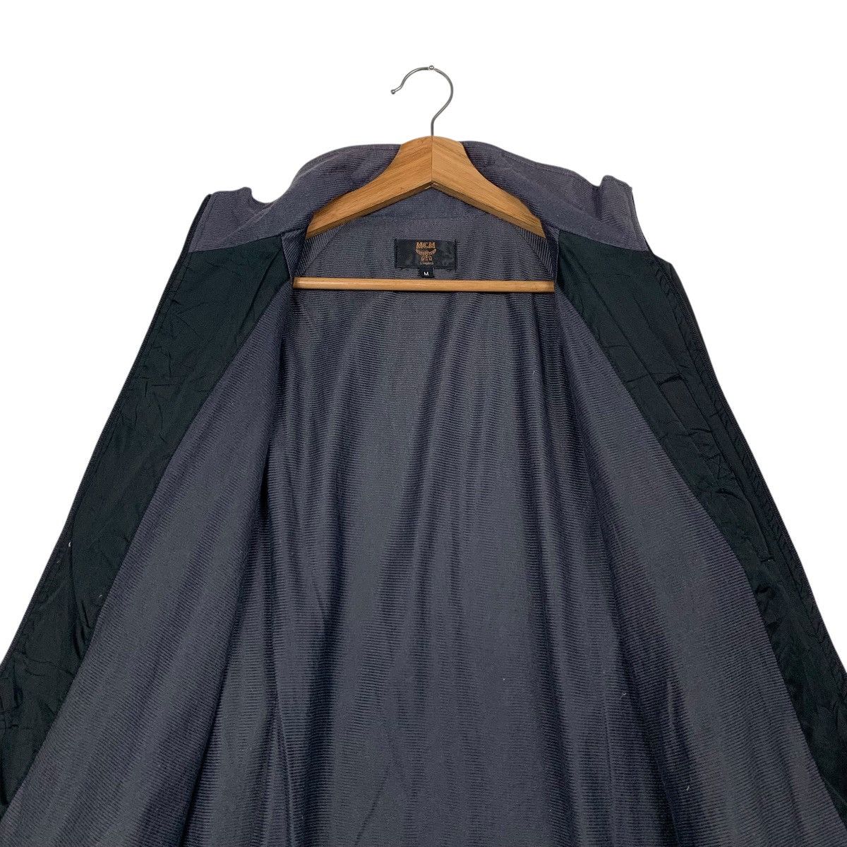 MCM MCM Legere Windbreaker Light Jacket #2251-C100 Size US M / EU 48-50 / 2 - 12 Thumbnail