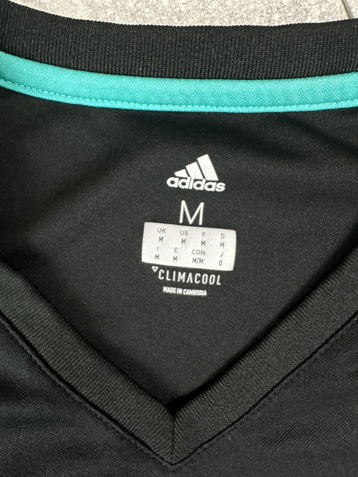 Adidas Adidas Real Madrid 2017/18 Training Soccer Jersey Size US M / EU 48-50 / 2 - 7 Thumbnail