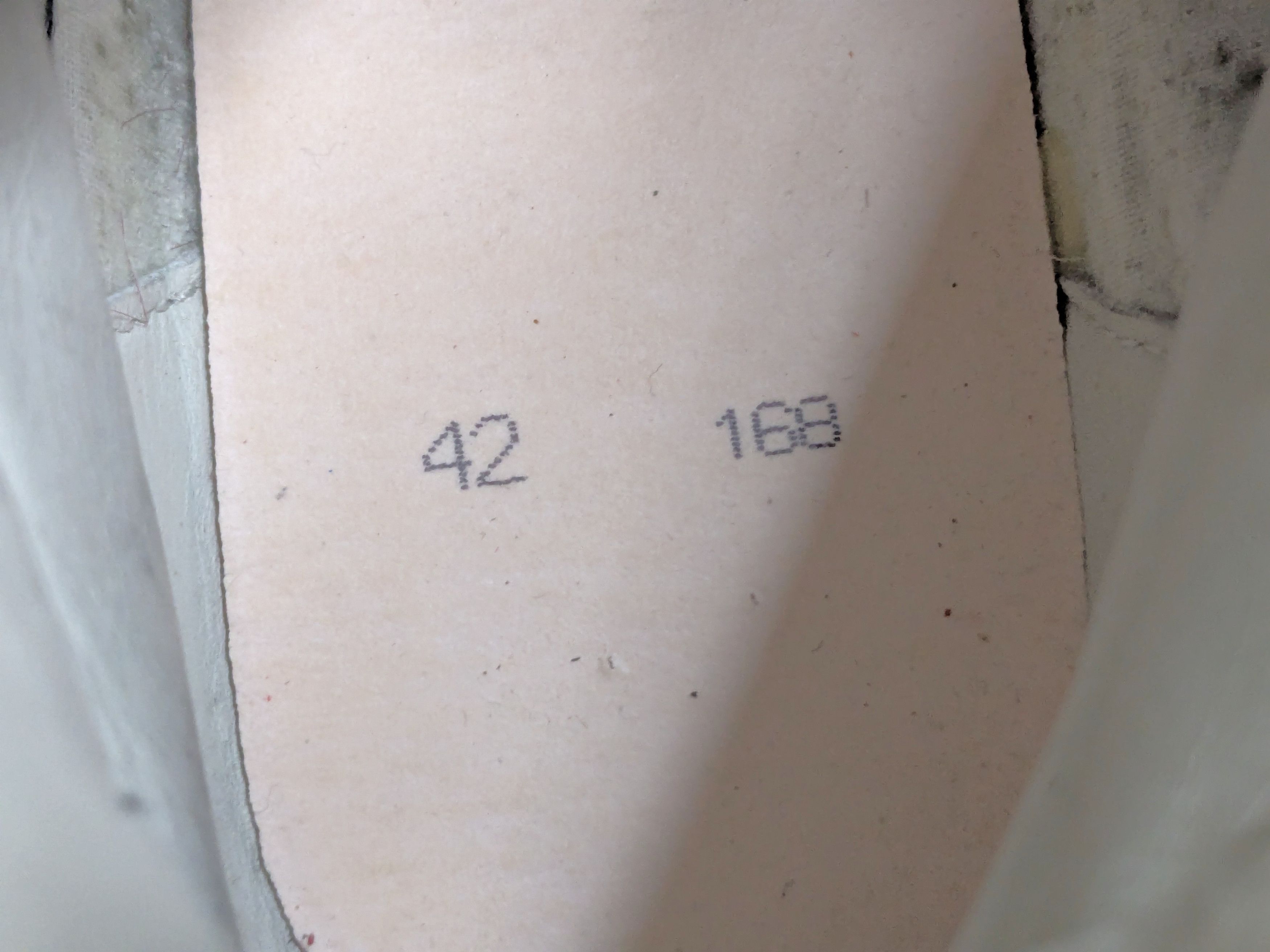 Maison Margiela Maison Margiela Replica GAT Red Paint Splatter 9 42 Size US 9 / EU 42 - 6 Thumbnail