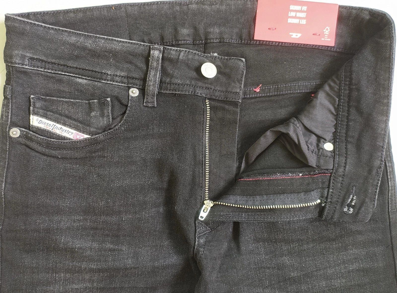 Diesel Diesel 1979 SLEENKER L.30 MENS JEANS T/9933 Size US 28 / EU 44 - 5 Thumbnail