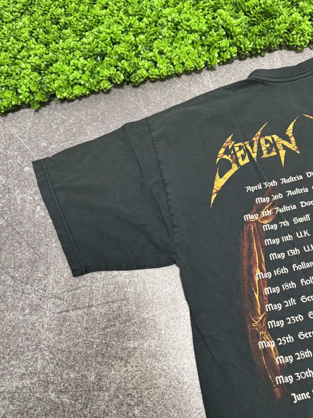 Vintage Vintage 2002 Seven Witches xield to infinity and One Size US L / EU 52-54 / 3 - 12 Thumbnail
