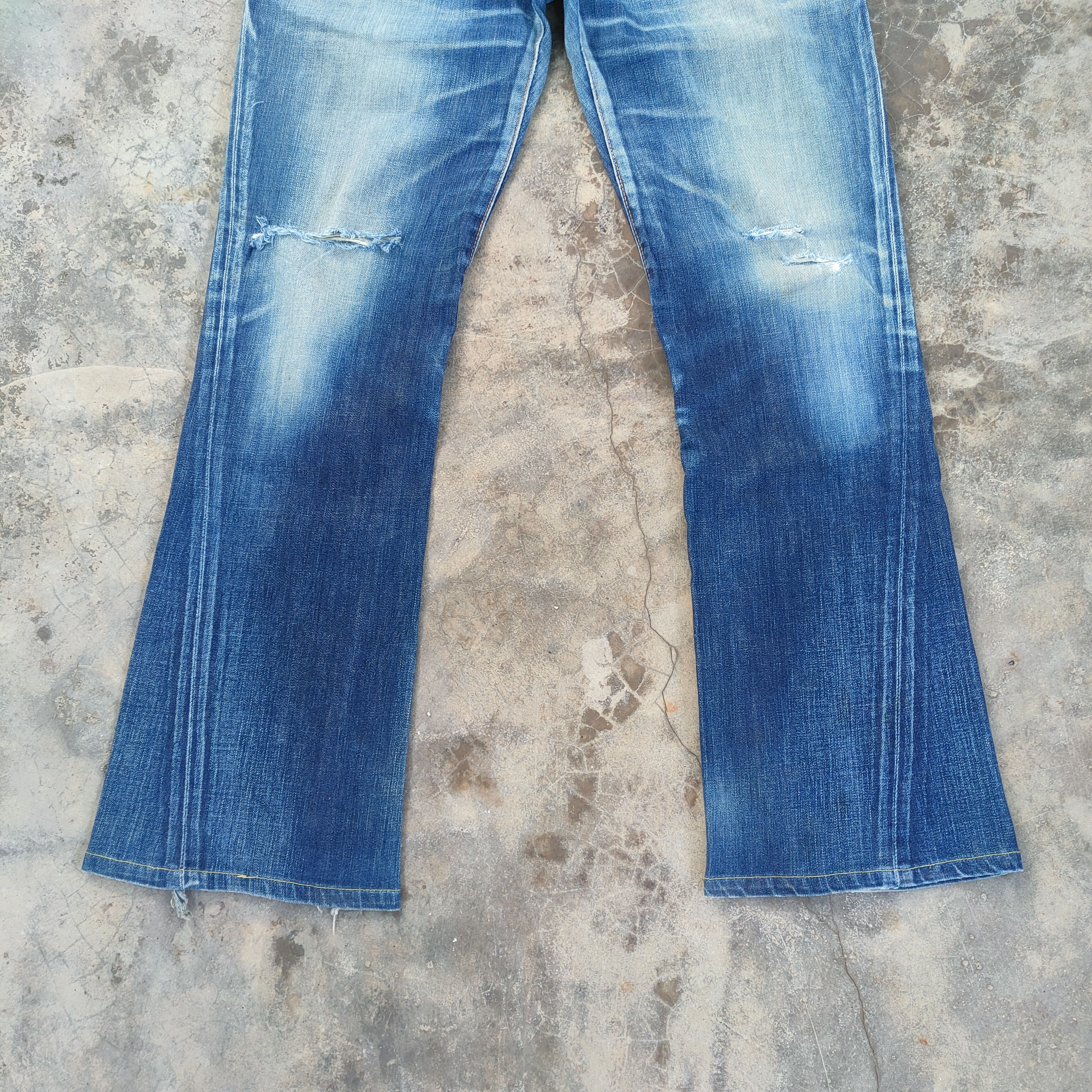 Edwin VINTAGE EDWIN BLUE TRIP FLARE DISTRESSED JEANS DENIM PANTS Size US 36 / EU 52 - 5 Thumbnail