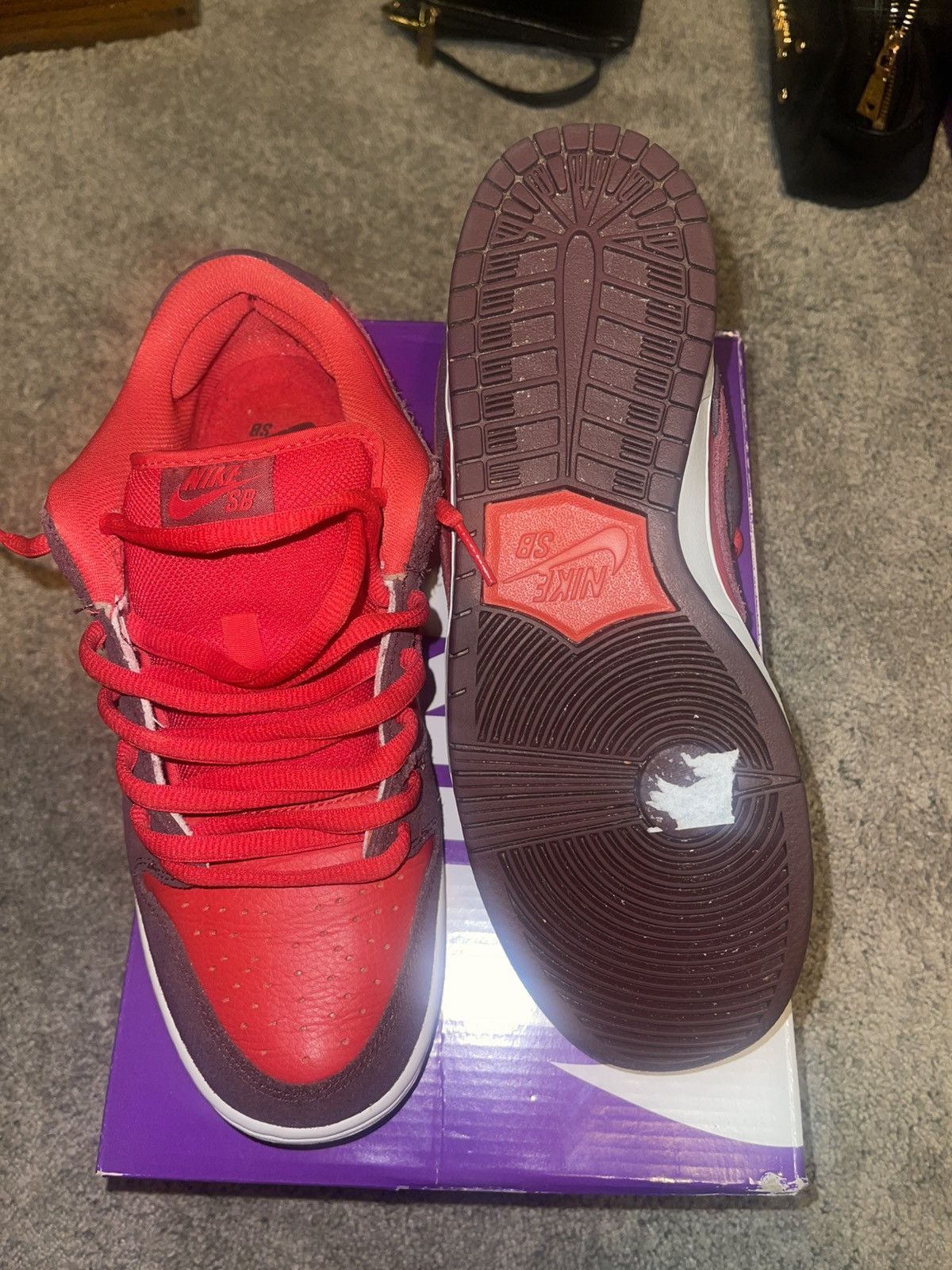 Nike Nike SB Dunk Low Cherry Pack Size US 9.5 / EU 42-43 - 4 Thumbnail