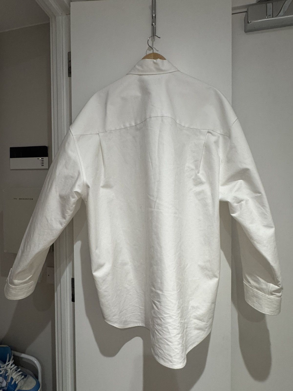 Balenciaga 1500$ Balenciaga white over shirt incredibly baggy fit Size US XS / EU 42 / 0 - 4 Thumbnail