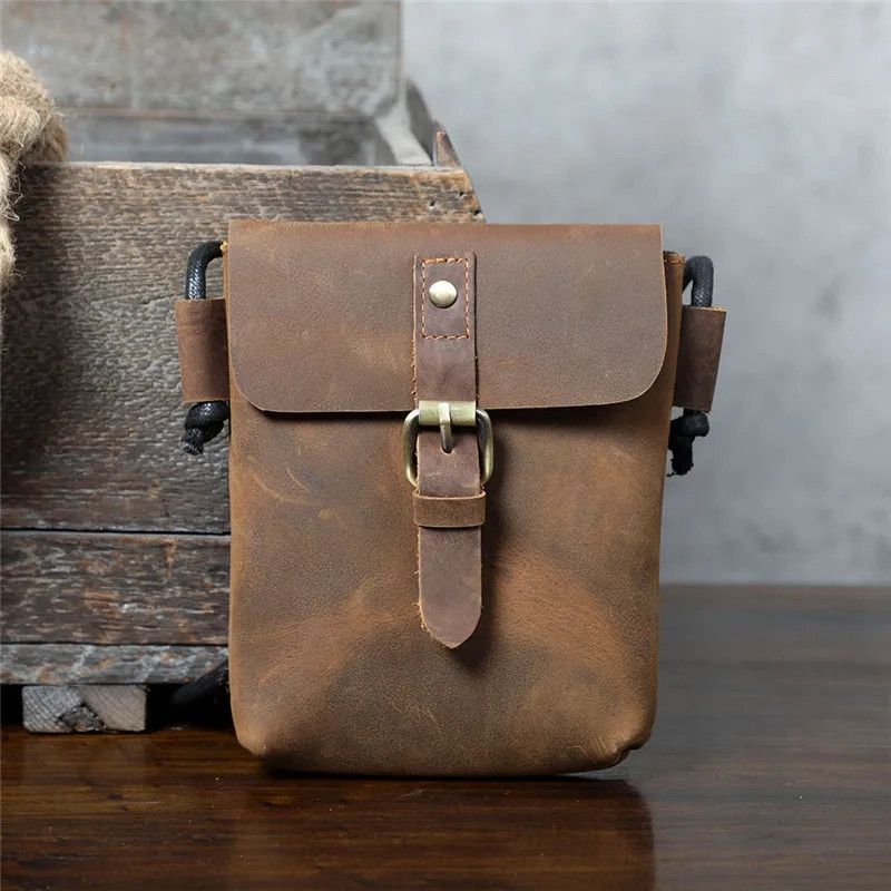 Japanese Brand Small Thin Crossbody Bag Size ONE SIZE - 1 Thumbnail