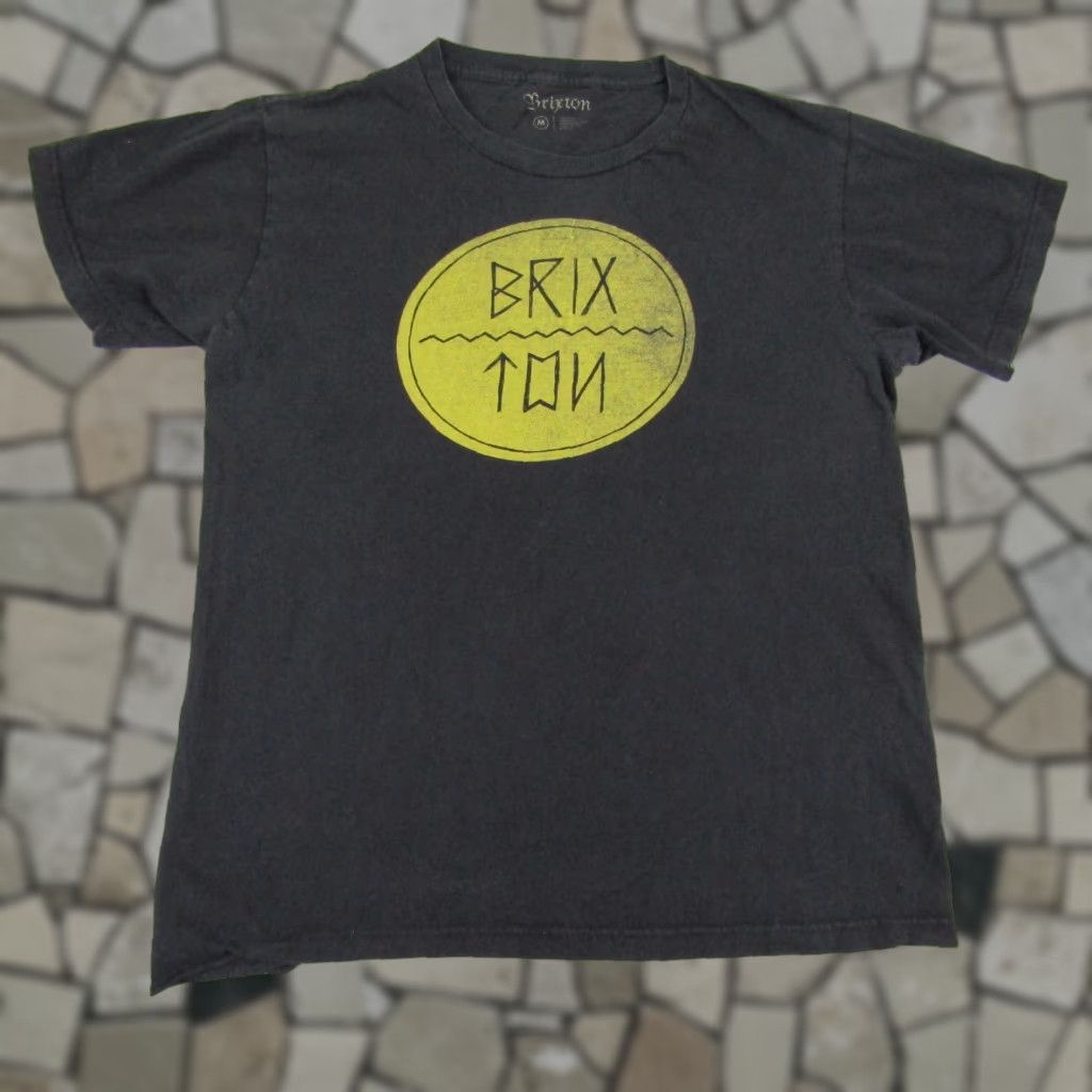 Brixton VINTAGE Brixton Logo T-Shirt Men Medium Black Casual Short Sleeve Crewneck Cotton 90s Surf Skater Size US M / EU 48-50 / 2 - 1 Thumbnail