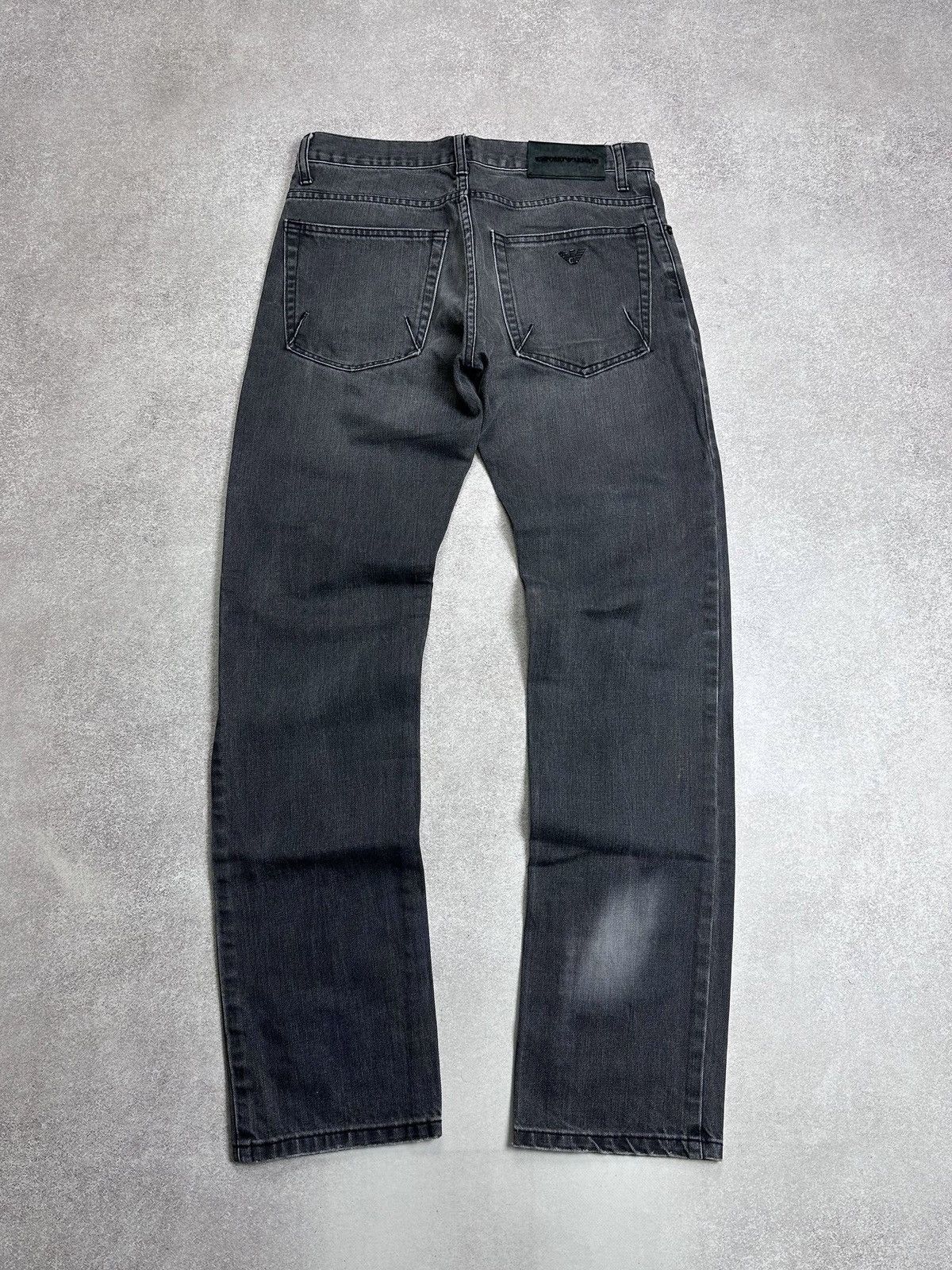 Emporio Armani Vintage Emporio Armani Metal Logo Grey Baggy Jeans Rare 30 Size US 30 / EU 46 - 1 Thumbnail