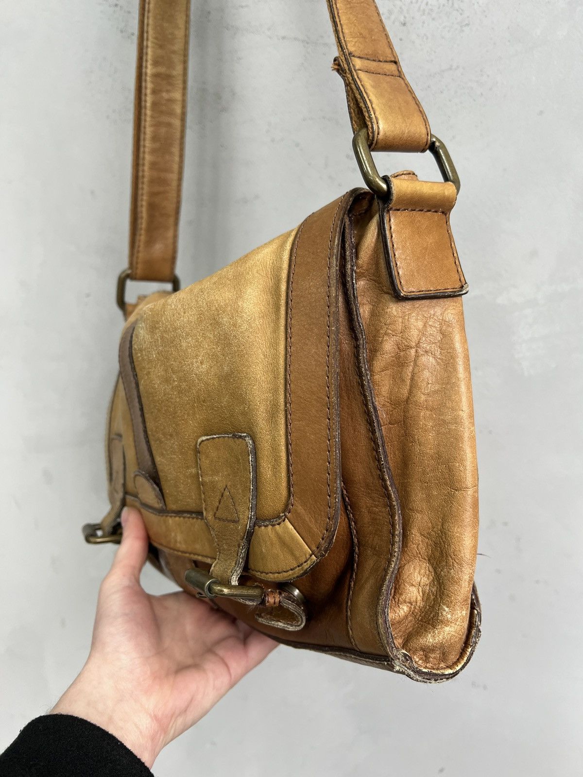 Fossil Kmrii style leather avant garde shoulder bag y2k Size ONE SIZE - 12 Thumbnail