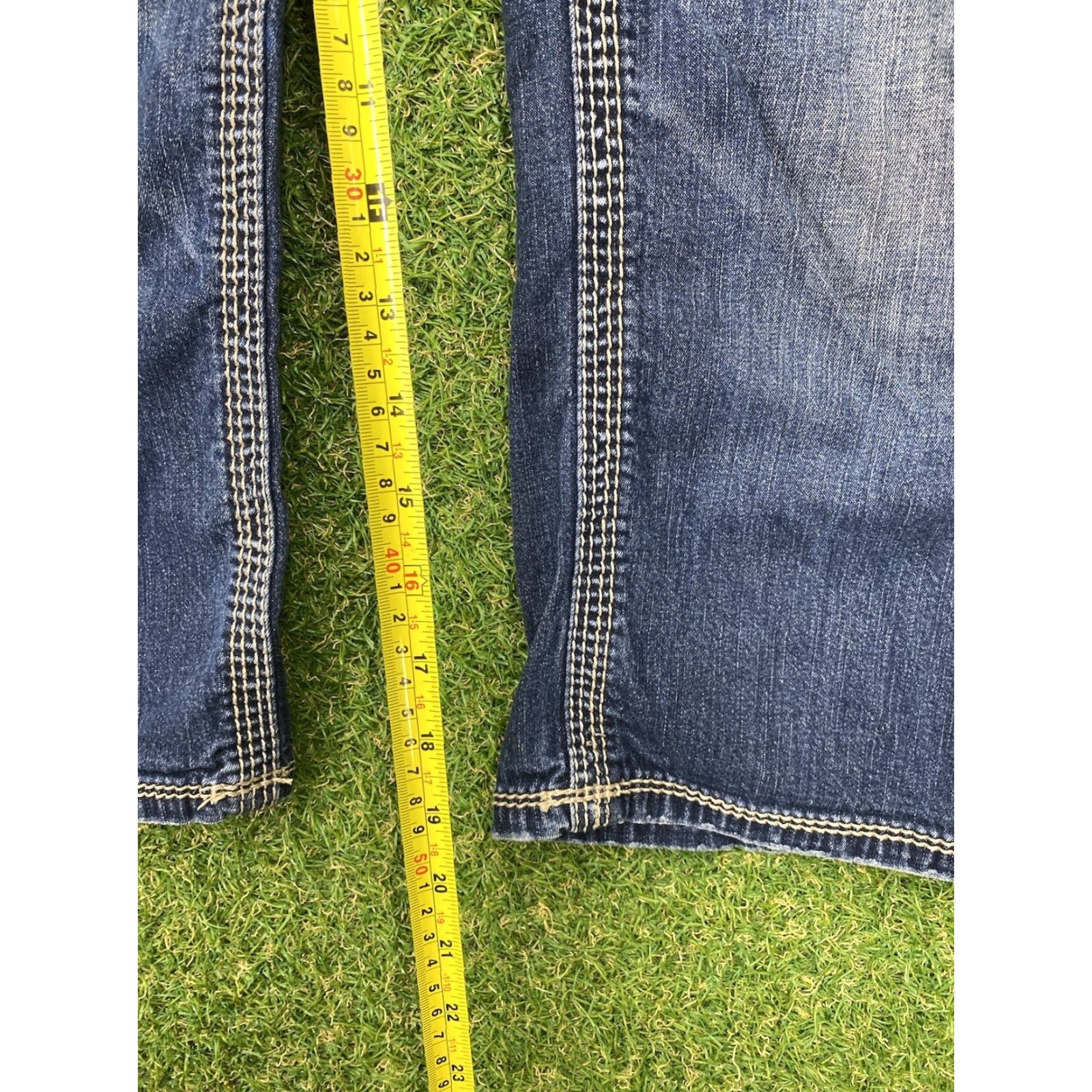 Silver Jeans Co. VINTAGE Silver Jeans Womens Capri Jeans Suki 29 30x20 Dark Wash Blue Stretch Denim 5-Pocket Size 29" - 7 Thumbnail