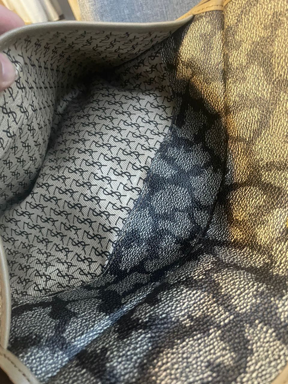 Yves Saint Laurent Authentic Yves Saint Laurent Clutch Size ONE SIZE - 7 Thumbnail