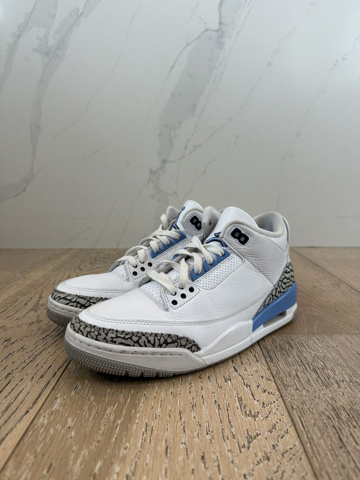 Jordan Brand Jordan 3 Retro UNC 2020 Size US 9 / EU 42 - 1 Thumbnail