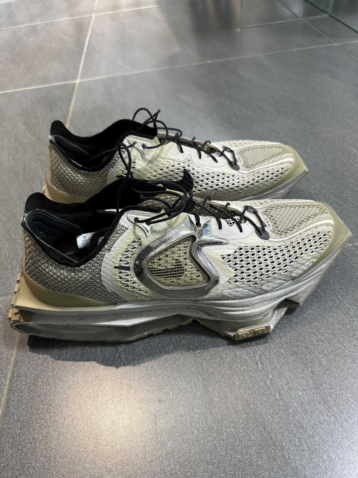 MMW × Nike Matthew M. Williams x Nike Zoom MMW4 Sneakers Size US 9.5 / EU 42-43 - 5 Thumbnail