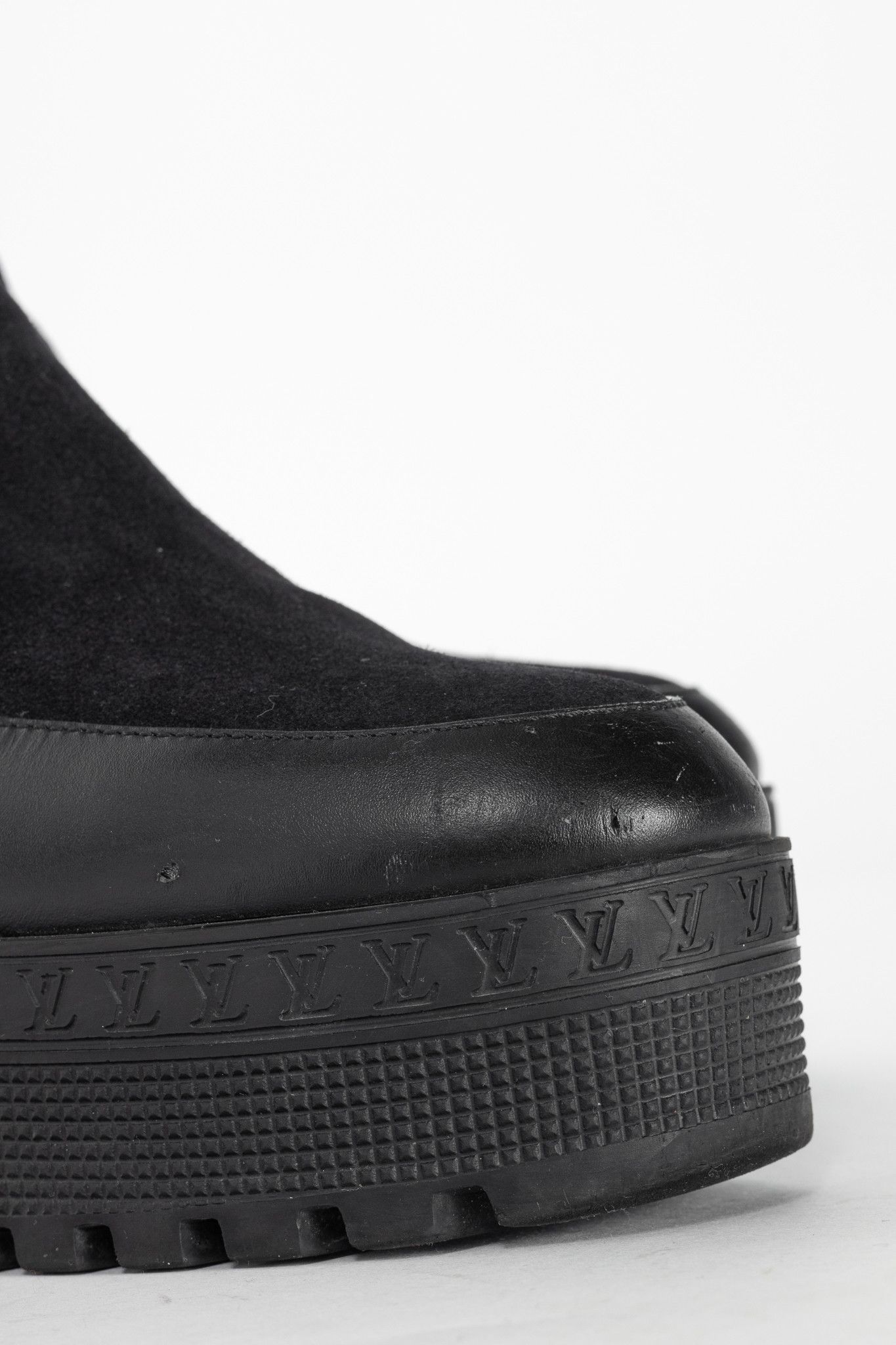 Louis Vuitton Louis Vuitton Laureate Suede/Monogram-Leather Platform Boot Size US 7 / IT 37 - 7 Thumbnail