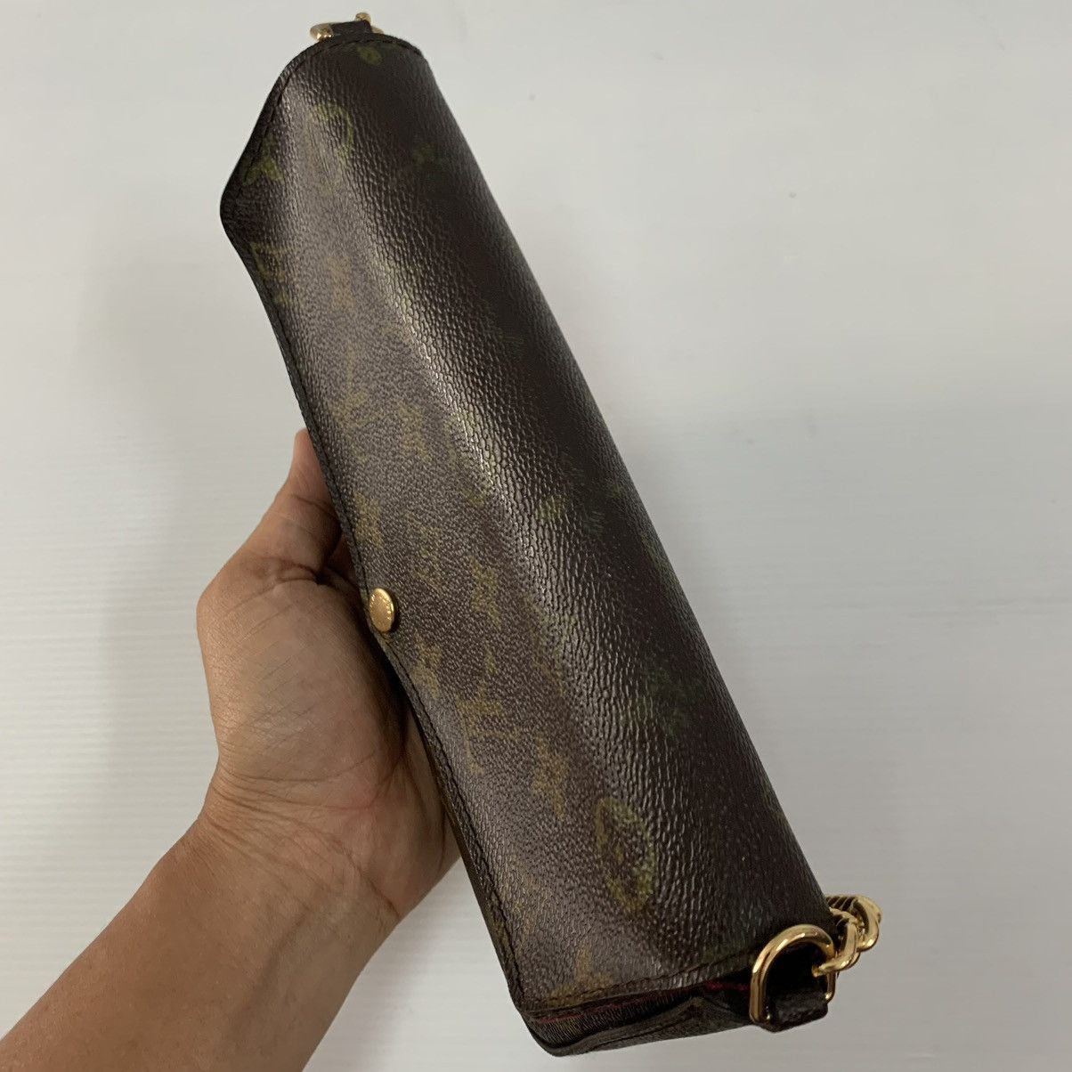 Louis Vuitton Louis Vuitton Monogram Pochette Bag Size ONE SIZE - 9 Thumbnail